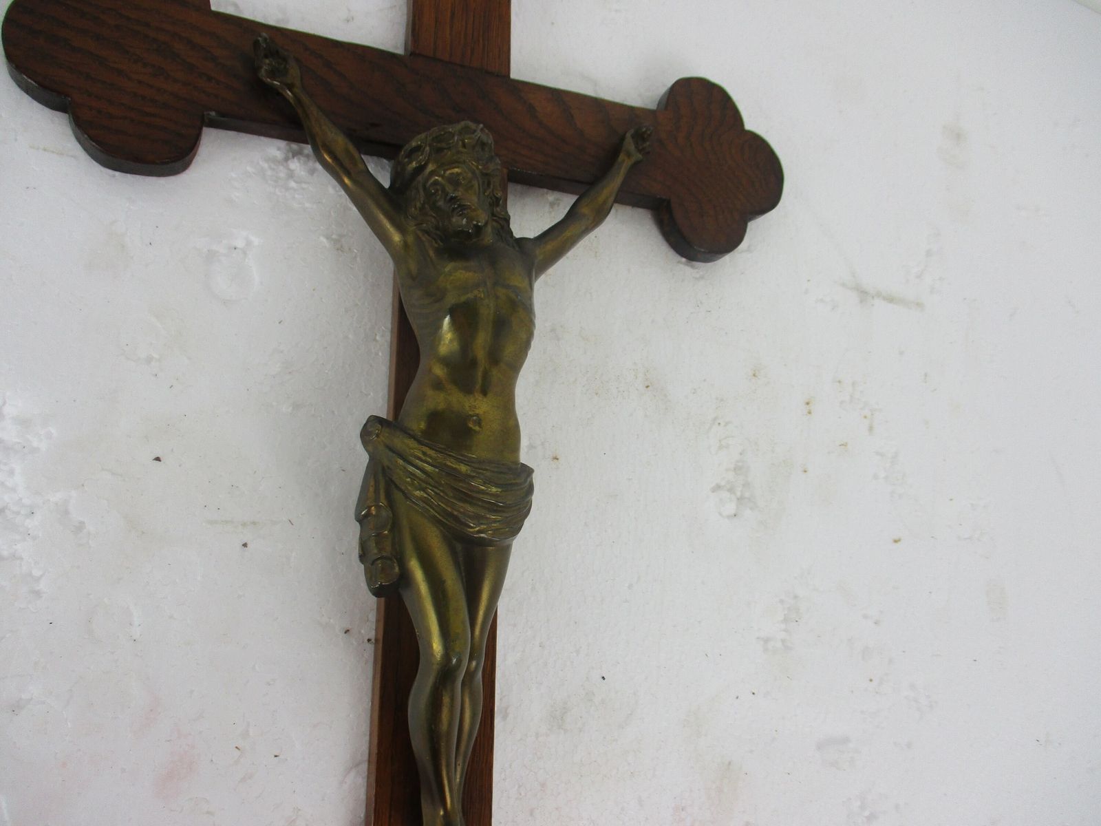 Large Hand Carved Wood  Hanging Crucifix Cross Jesus Christ Beautiful Brass  Cor photo Art