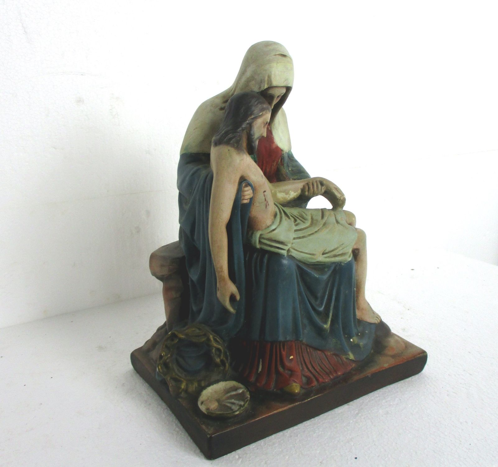 Polychrome Statue Pieta Plaster Jesus Christ Virgin Mary Holy Mother Sculpture C photo furniture