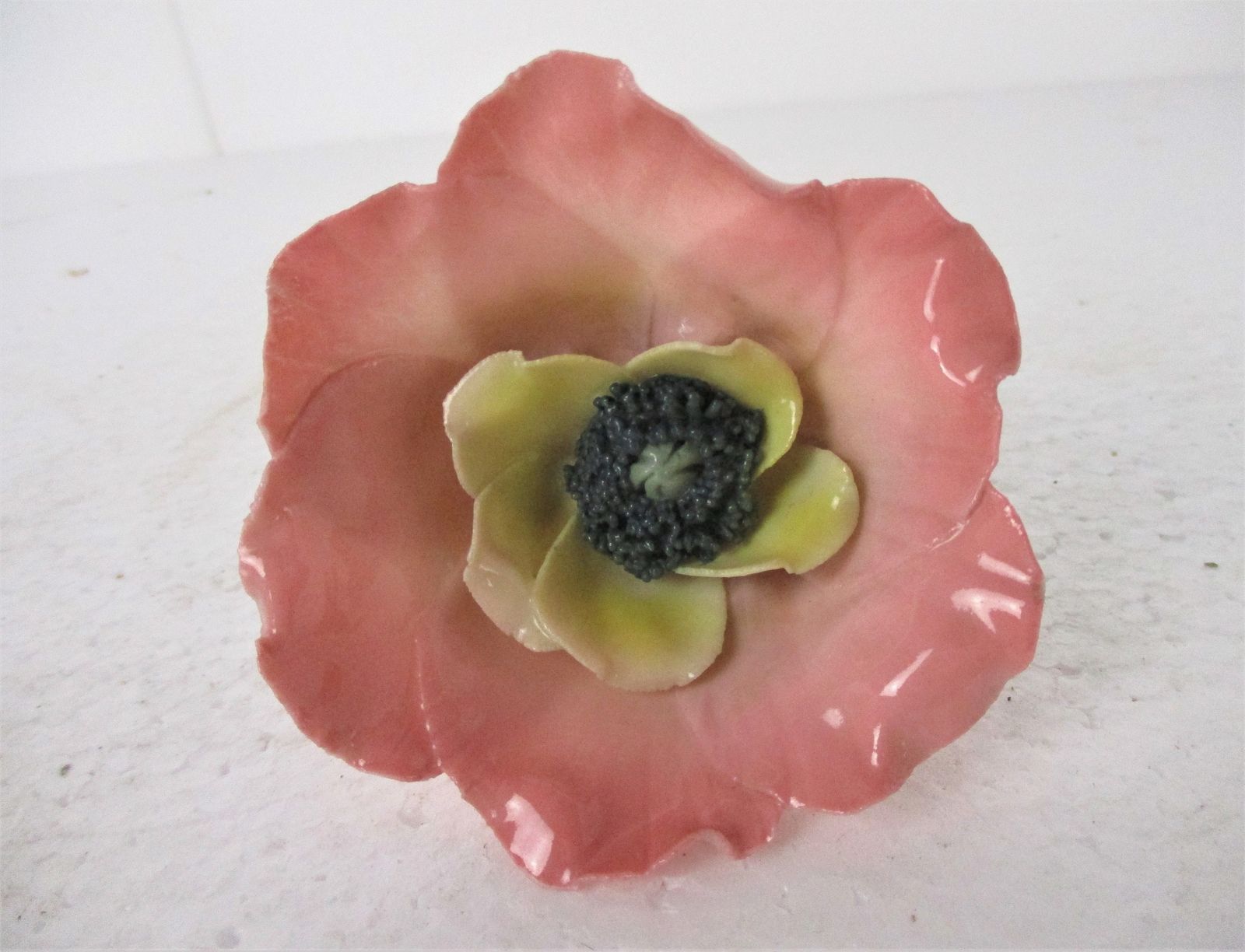 Set Of 3 Porcelain Roses Herend Style Pink Flowers Lovely Delicate photo furniture