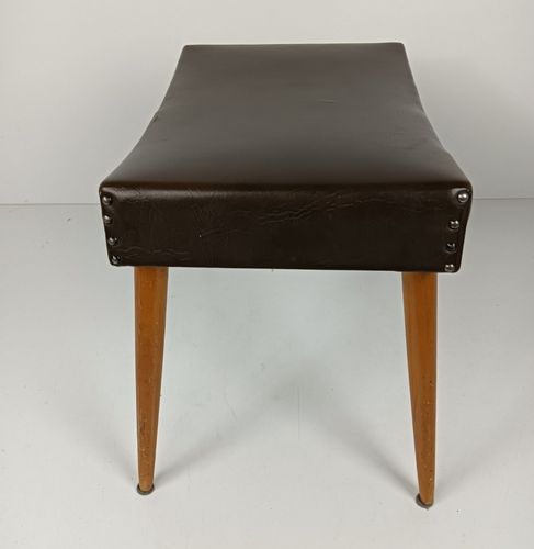 Vintage Footstool Ottoman Foot Rest Wooden Legs Faux Leather Modernist Funky Ret photo vintage