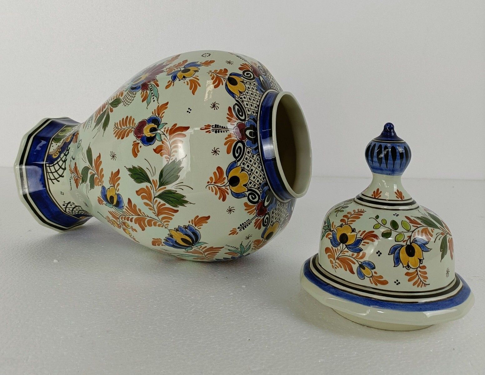 Polychrome Delft  Vase Urn Marked  Foo Dog  Porcelain Ceramic Hand Painted Vinta photo vinterior