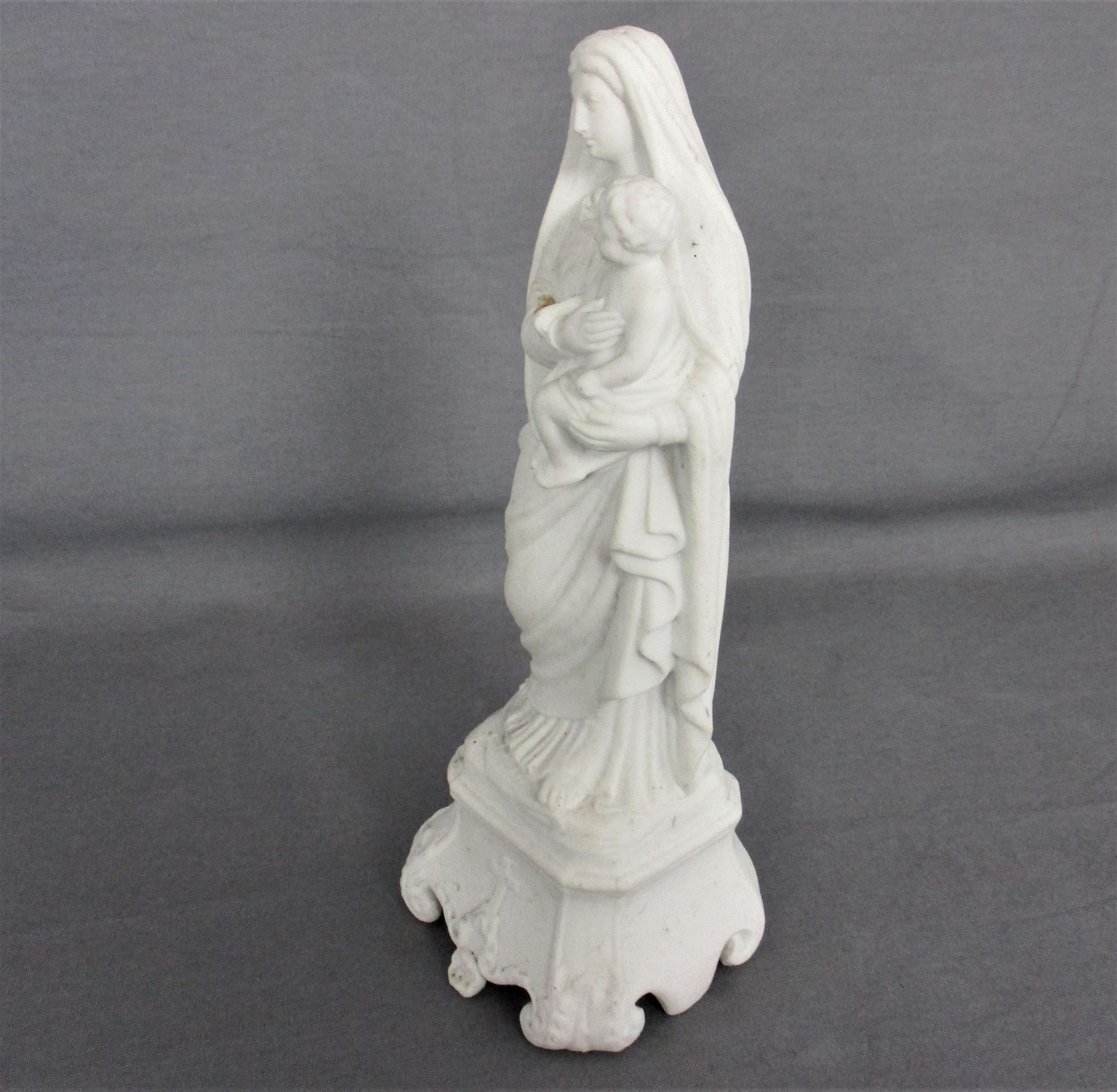 Antique Bisque Porcelain Statue Virgin Our Lady Mary Madonna With Infant Jesus G photo vinterior