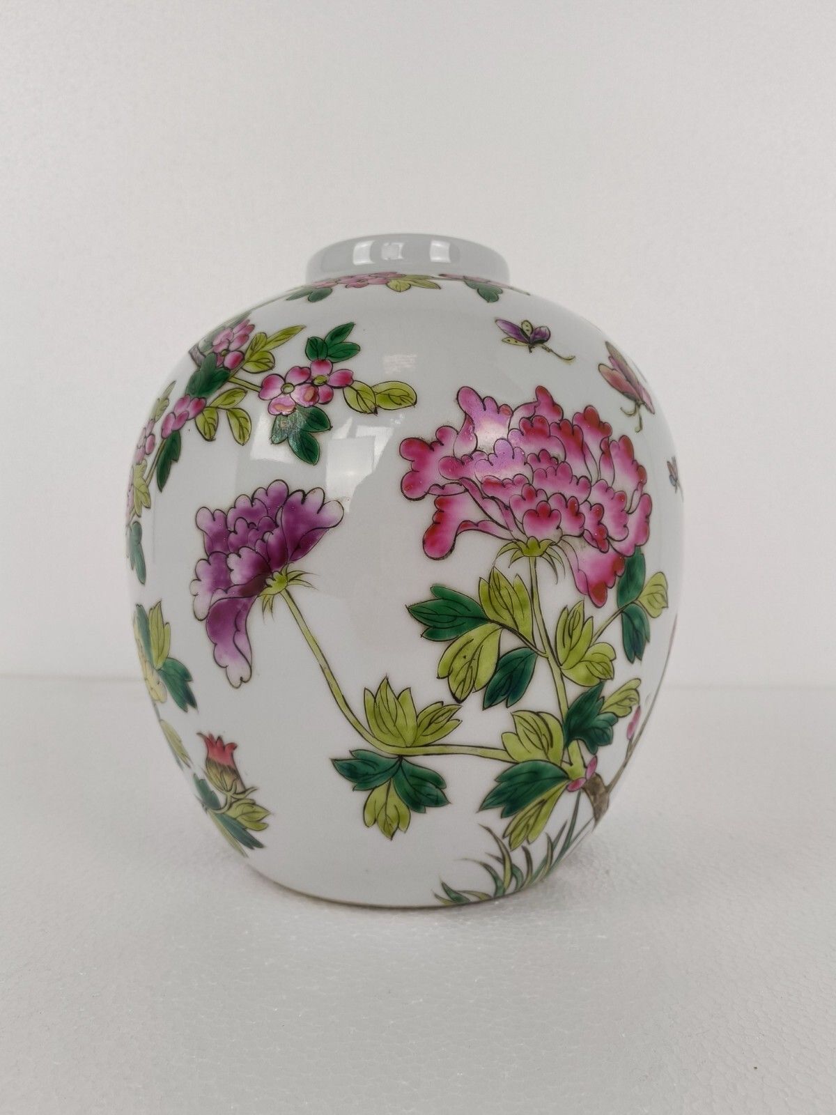 Chinese Porcelain Vintage Family Rose Vase Polychrome Birds Ginger Jar No Lid photo vinterior