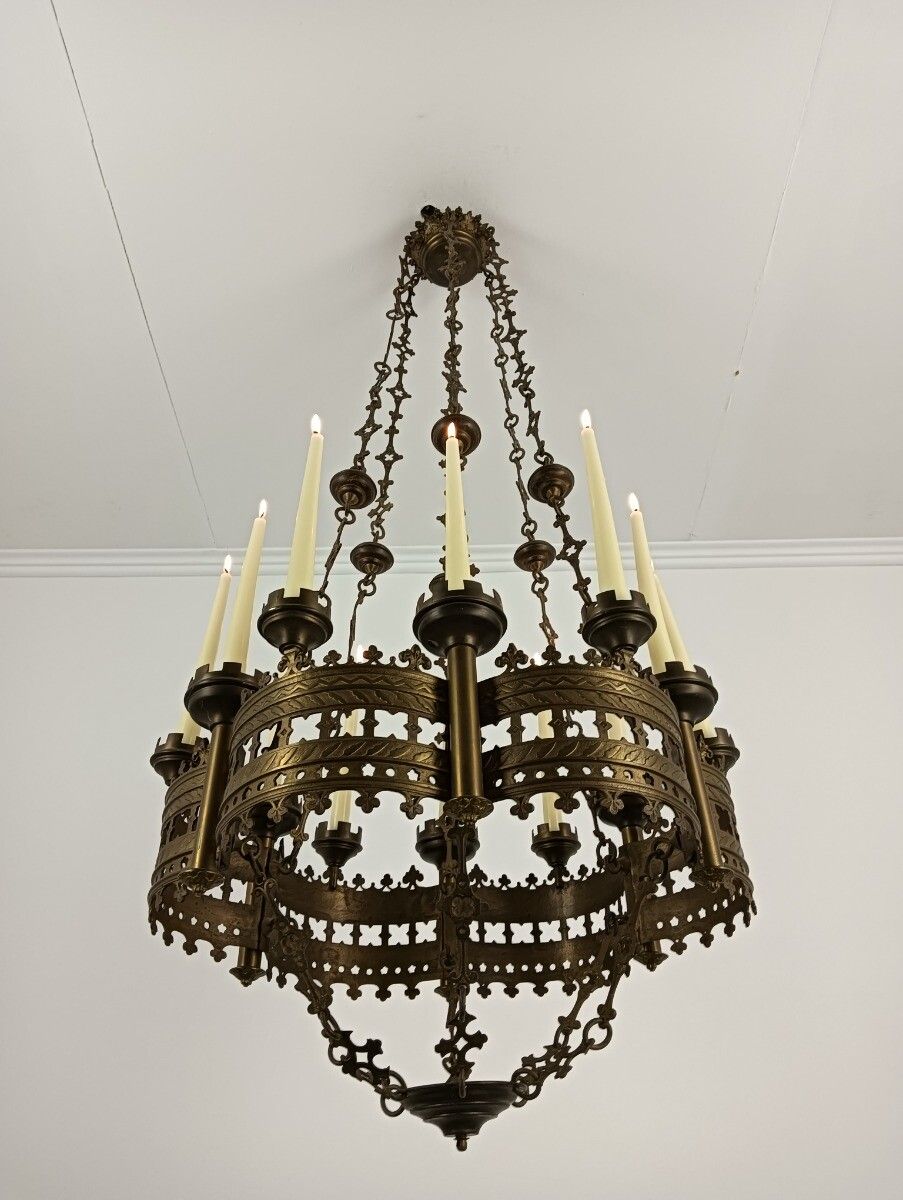 photo furniture Antique Gothic Chandelier Bronze Xl 19th Century 12 Candles Not Electrified Very