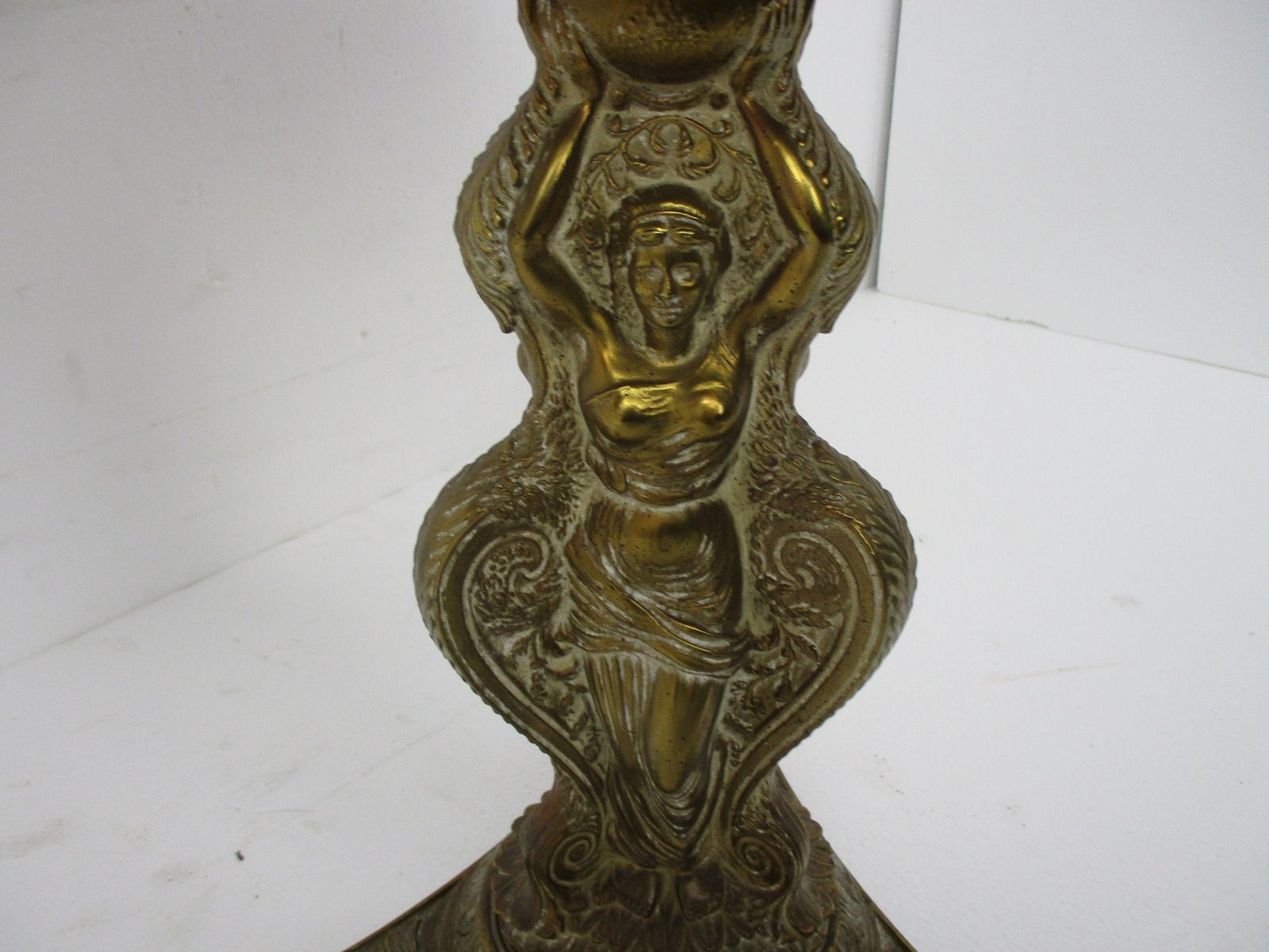 Three Graces Ornate Brass Pedestal Table Plant Stand Side Wine Coffee Table Holl photo vinterior