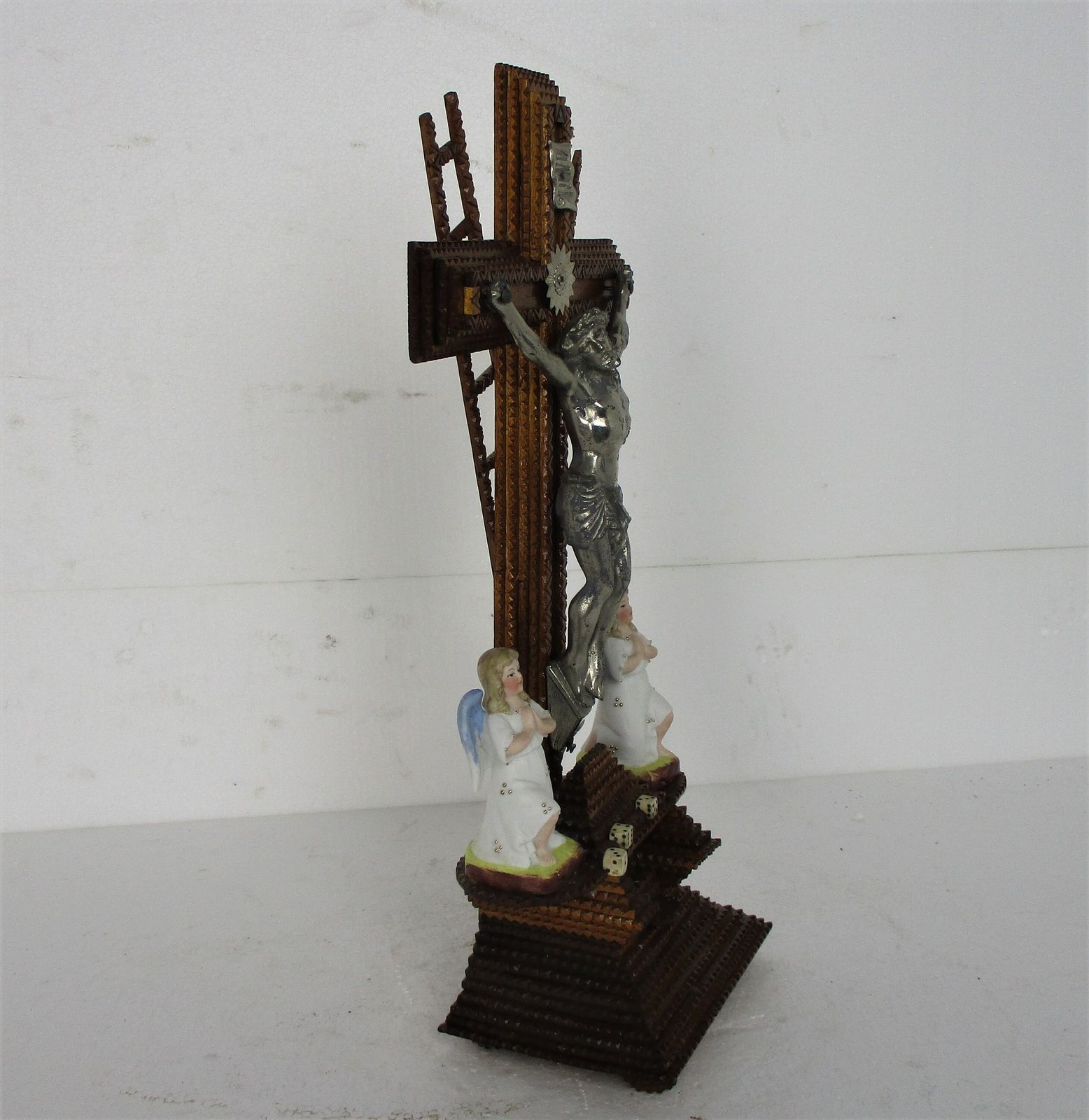 Standing Crucifix Corpus Christi Hand Carved Wood Bisque Angels Folk Art Angels photo vinterior