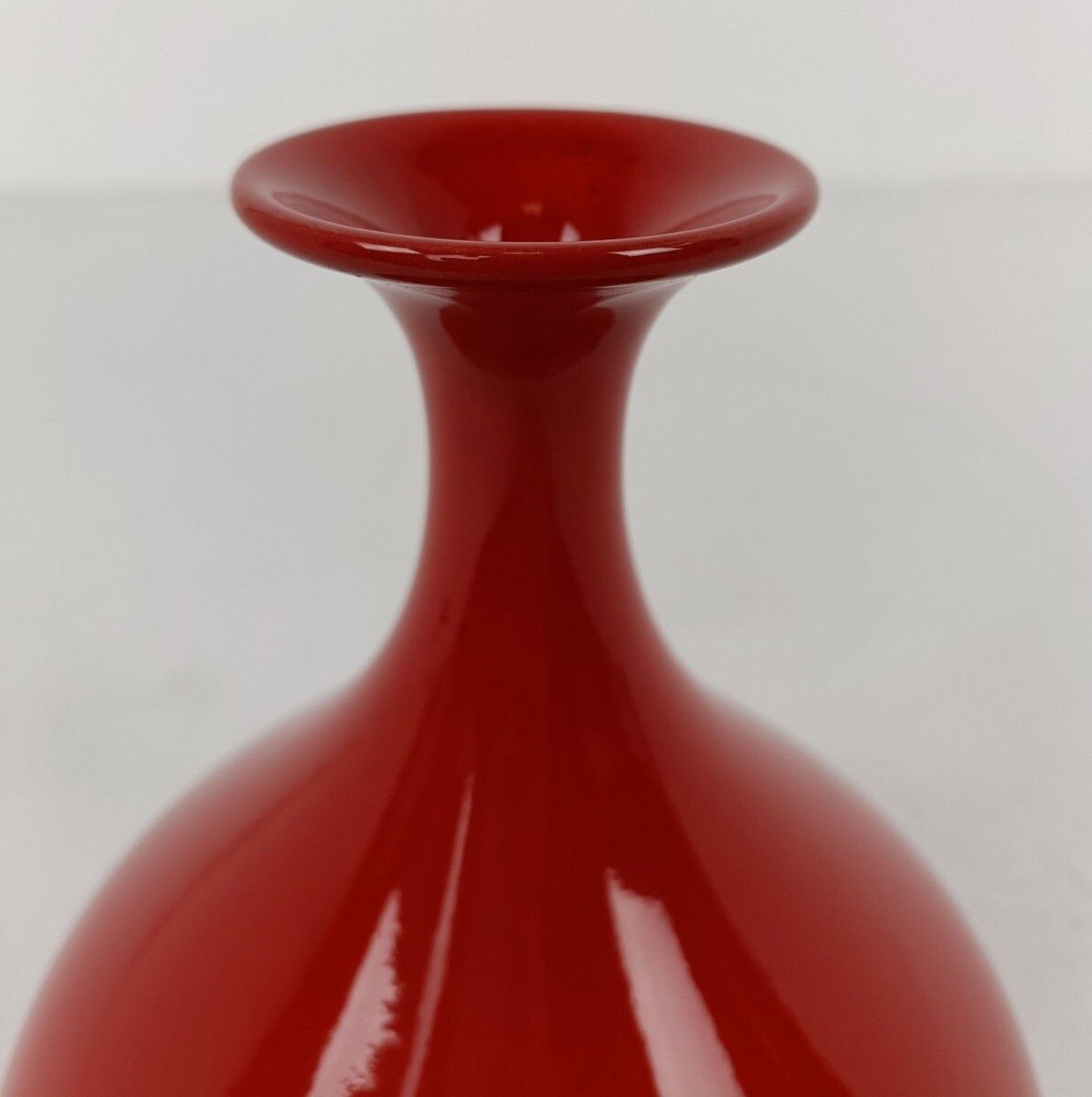 Pino Spagnolo Design Post Modern Vase  Sicart Italy Space Age Modernist Red 70s photo vinterior