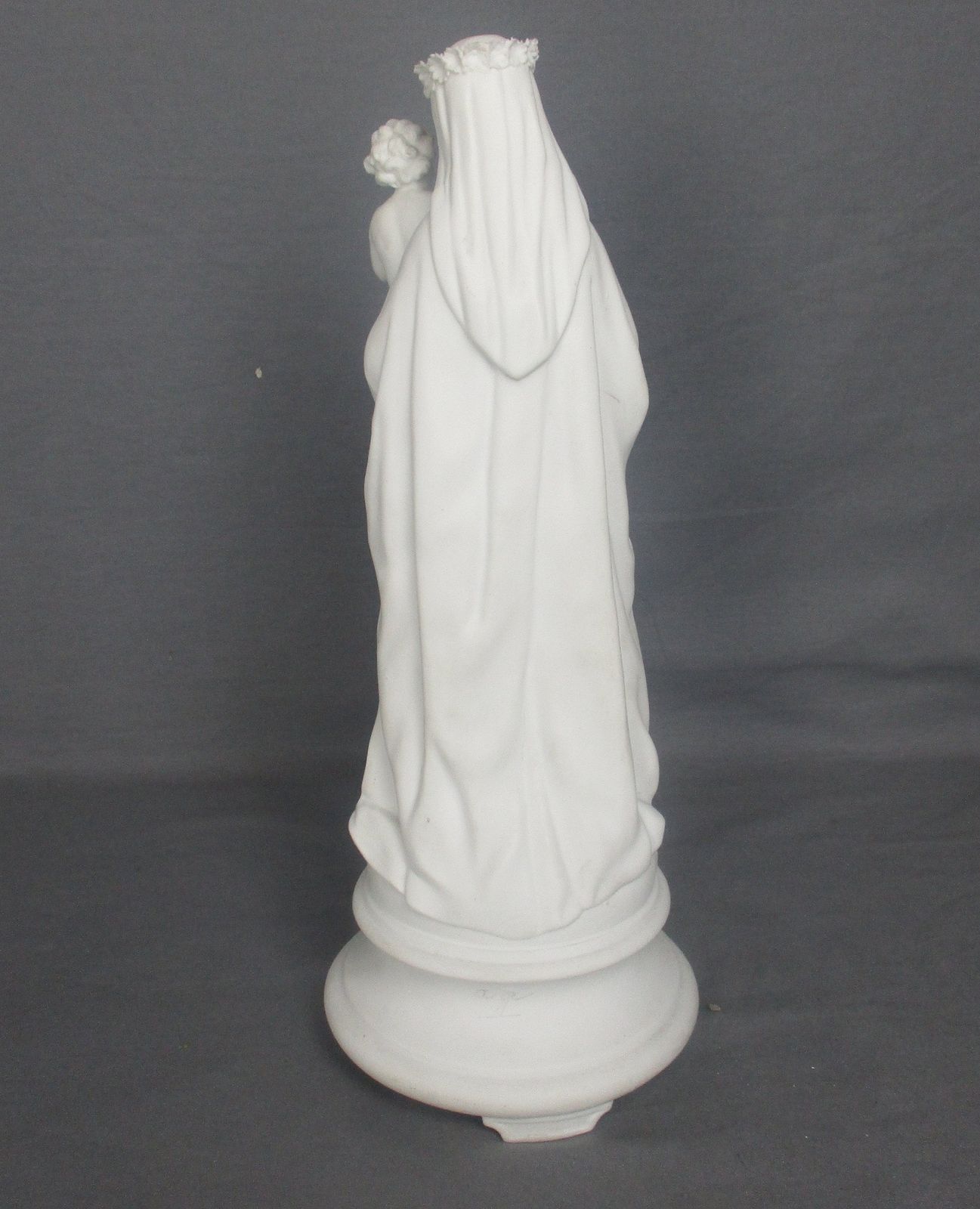 photo furniture Antique 1900 Bisque Statue Virgin Mary Our Lady Madonna Infant Jesus Exquisite