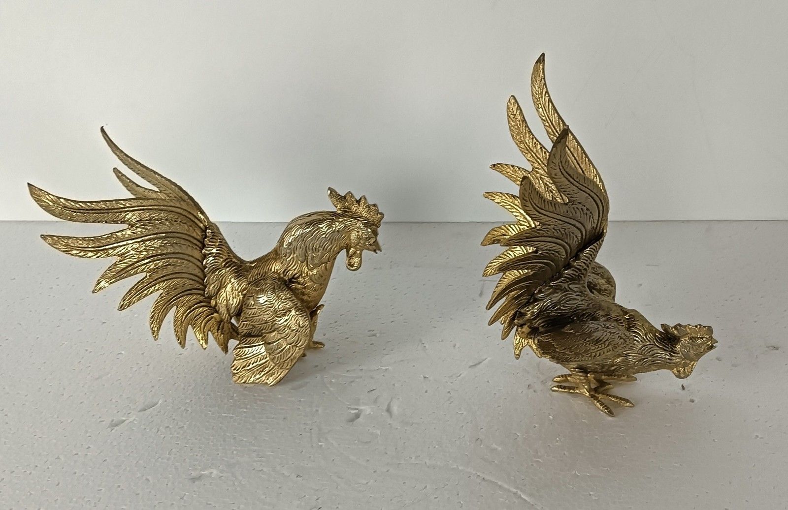 Couple Fighting Rooster Cocks Gold Colored Brass Mid Century Modern Figurines photo 87.0