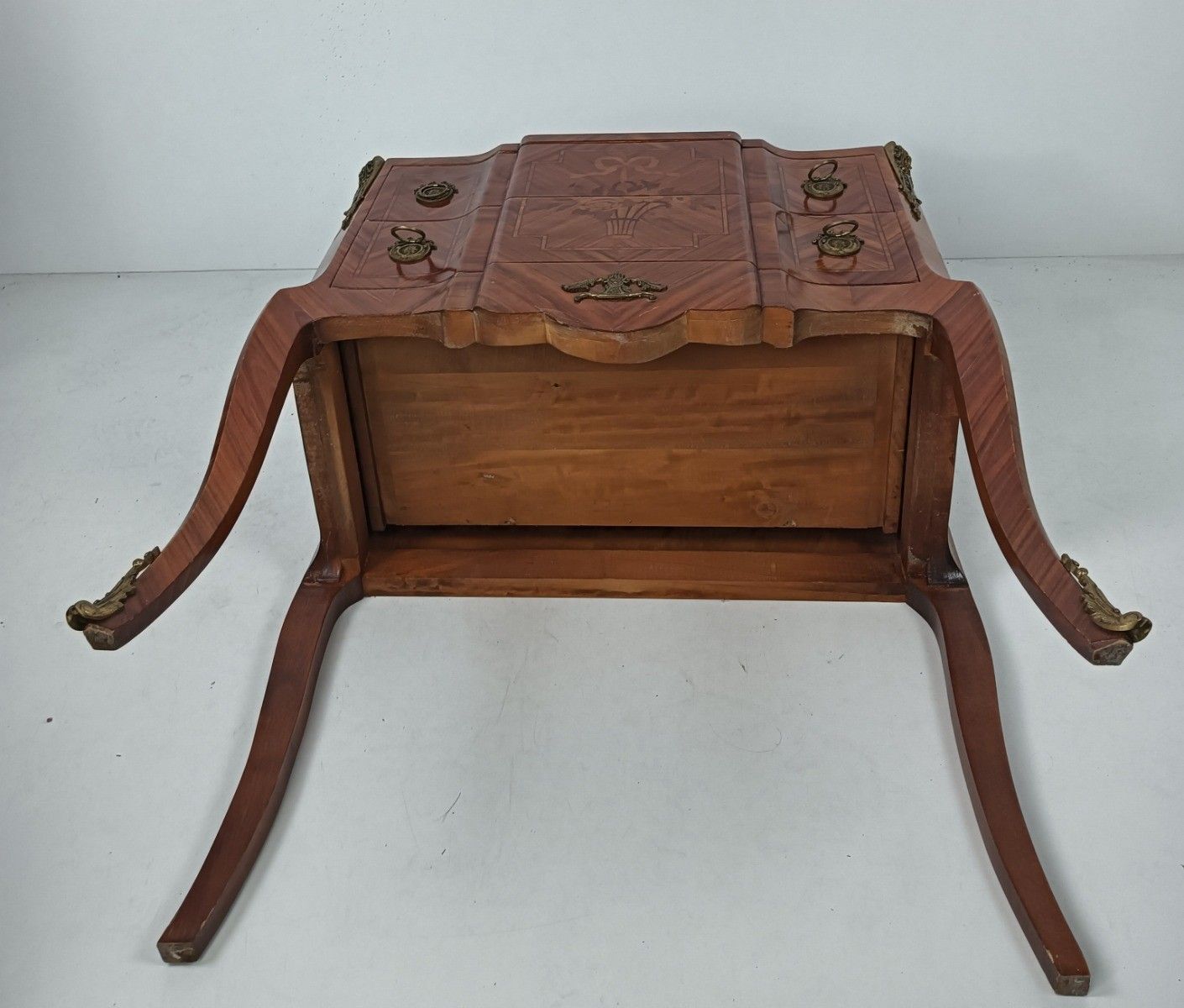 photo vinterior Cabinet Wood Marble Top Inlay Marquetry Brass Trims Commode End Table Vintage Wo