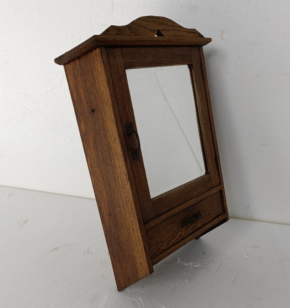 Antique Medicine Apothecary Bathroom Cabinet Beveled Glass Mirror Pediment Towel photo buy