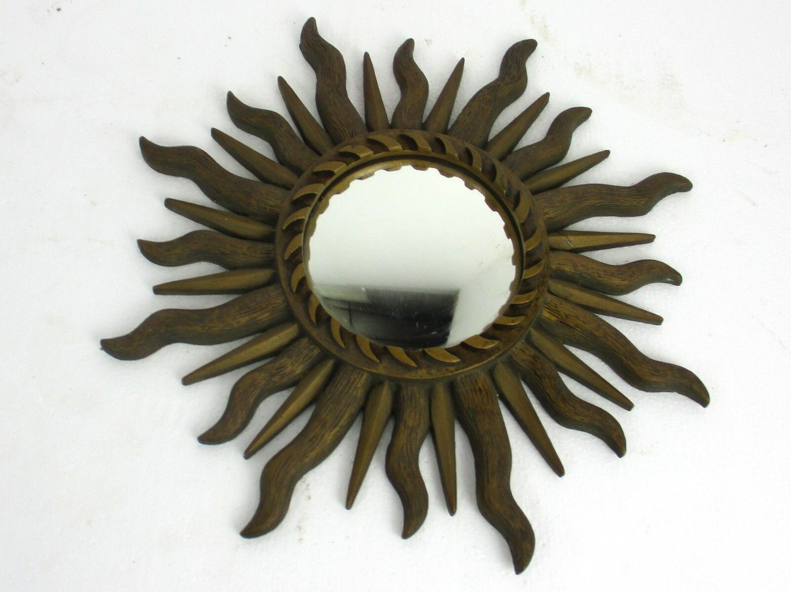 Small Sunburst Starburst Wall Glass Mirror Mid Century Modernist Resin Pop Art photo furniture