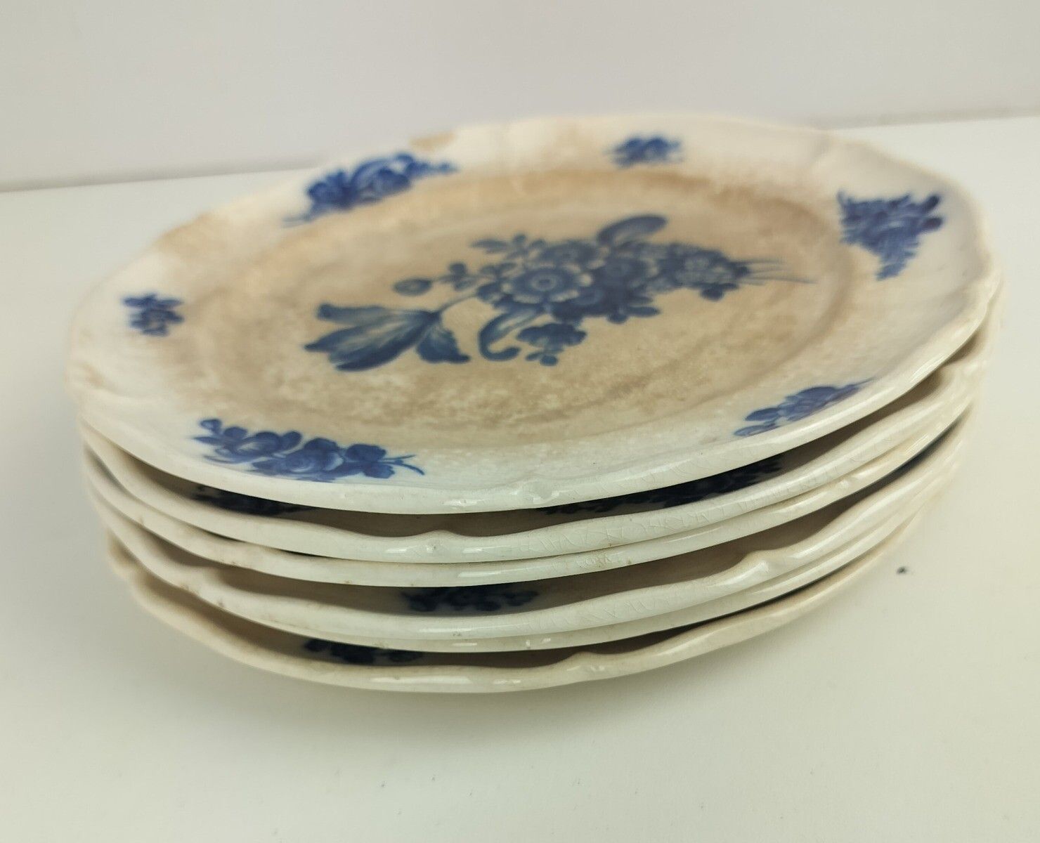 Antique 1900 Breakfast Plates 6  Pieces  Boch Mettlach Rare Blue Rose  Art Nouve photo 97.0