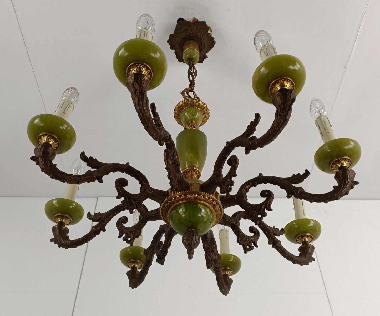 Chandelier 8 Arms Lights Hollywood Regency Brass Faux Marble Chandelier Vintage photo 607.0