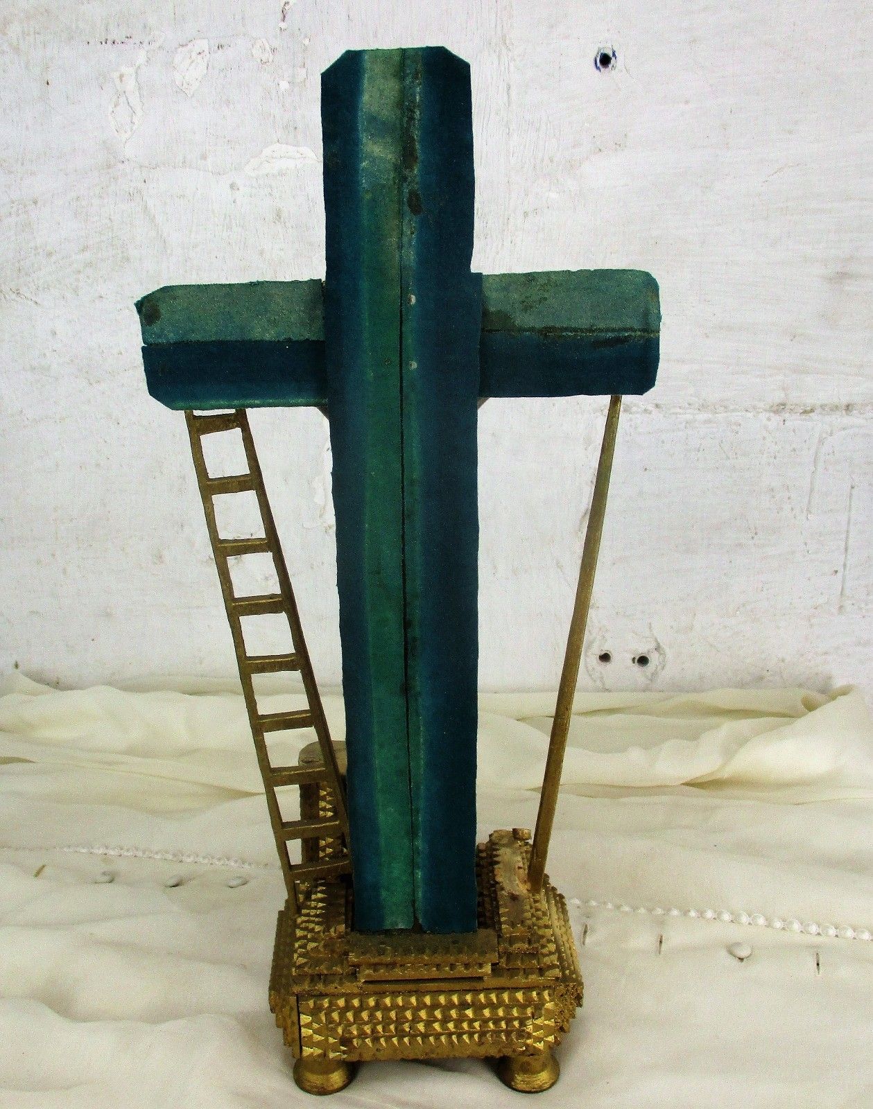 Tramp Trench Tramp Folk Art Standing Hand Carved Wooden Crucifix Dice Htf Wow photo vintage