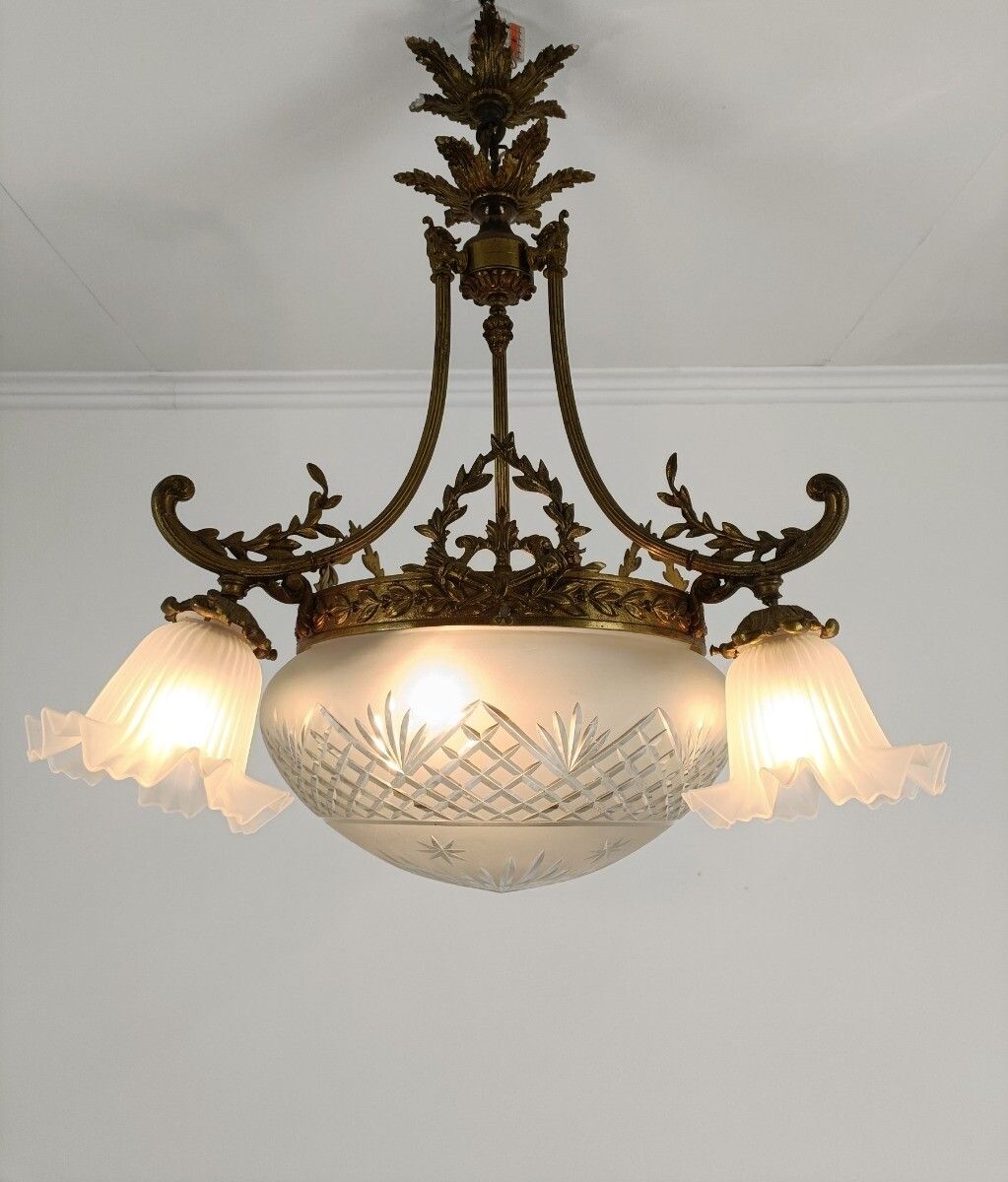 Stunning Art Deco Chandelier Antique Etched Glass Bronze Doré Rams Heads 4 Ligh photo Lighting