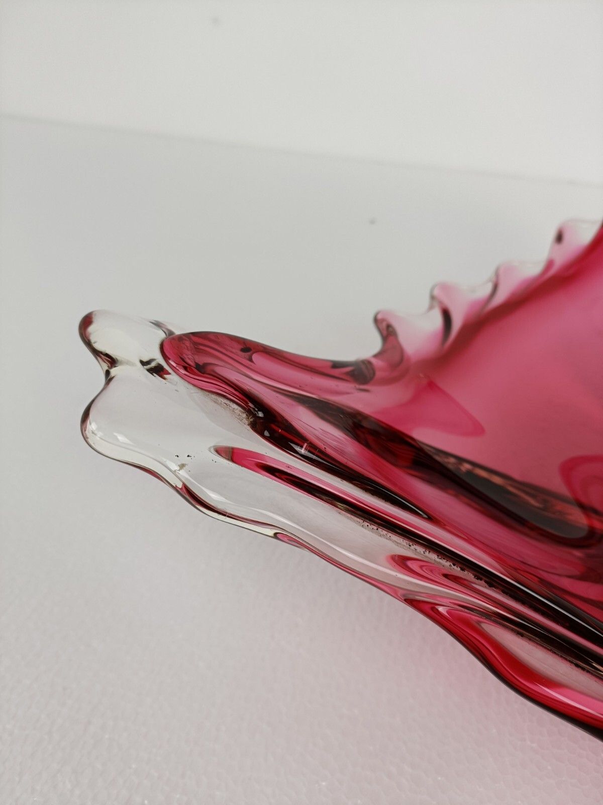 Gorgeous Bowl Dish Centerpiece Cranberry  Clearart Glass Murano Italy  Hand Made photo Home Decor