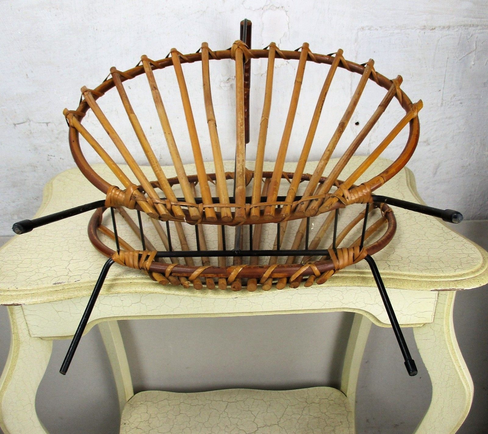 photo furniture Mid Century Modern Rattan Magazine Newspaper Basket  Rack Box Modernist Htf