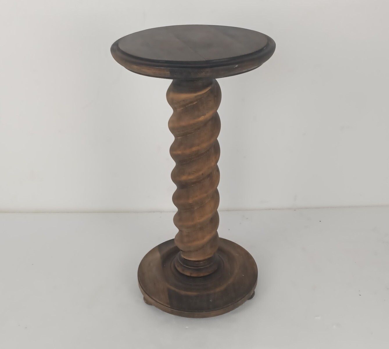 Impressive Large Pedestal Barley Twist Hand Carved Wood 50s Barn Country Style W photo furniture