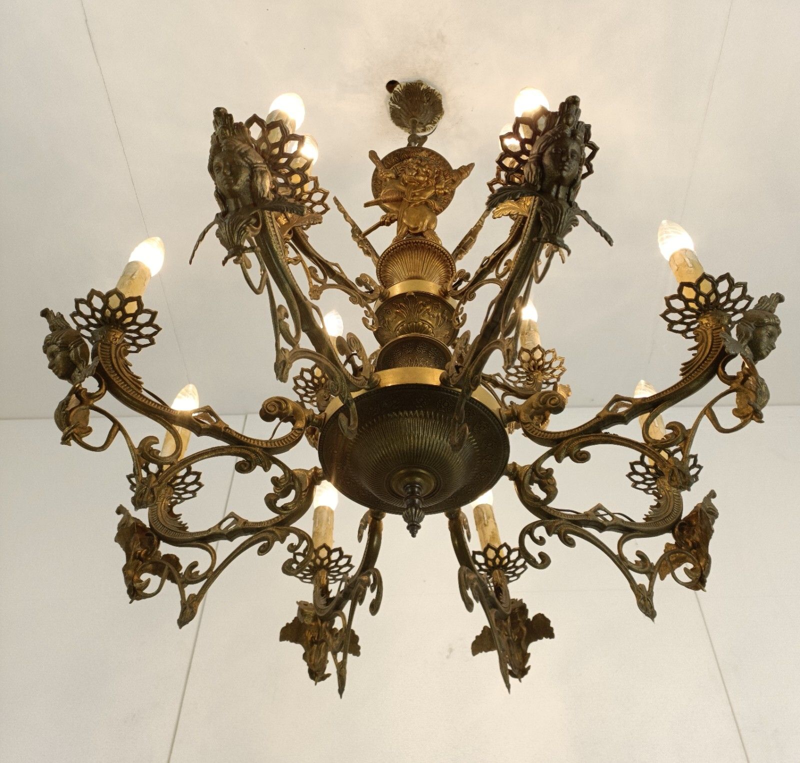 Large French Impressive 12 Arms Lights Castle Medusa Chandelier Lion Heads Htf photo vinterior