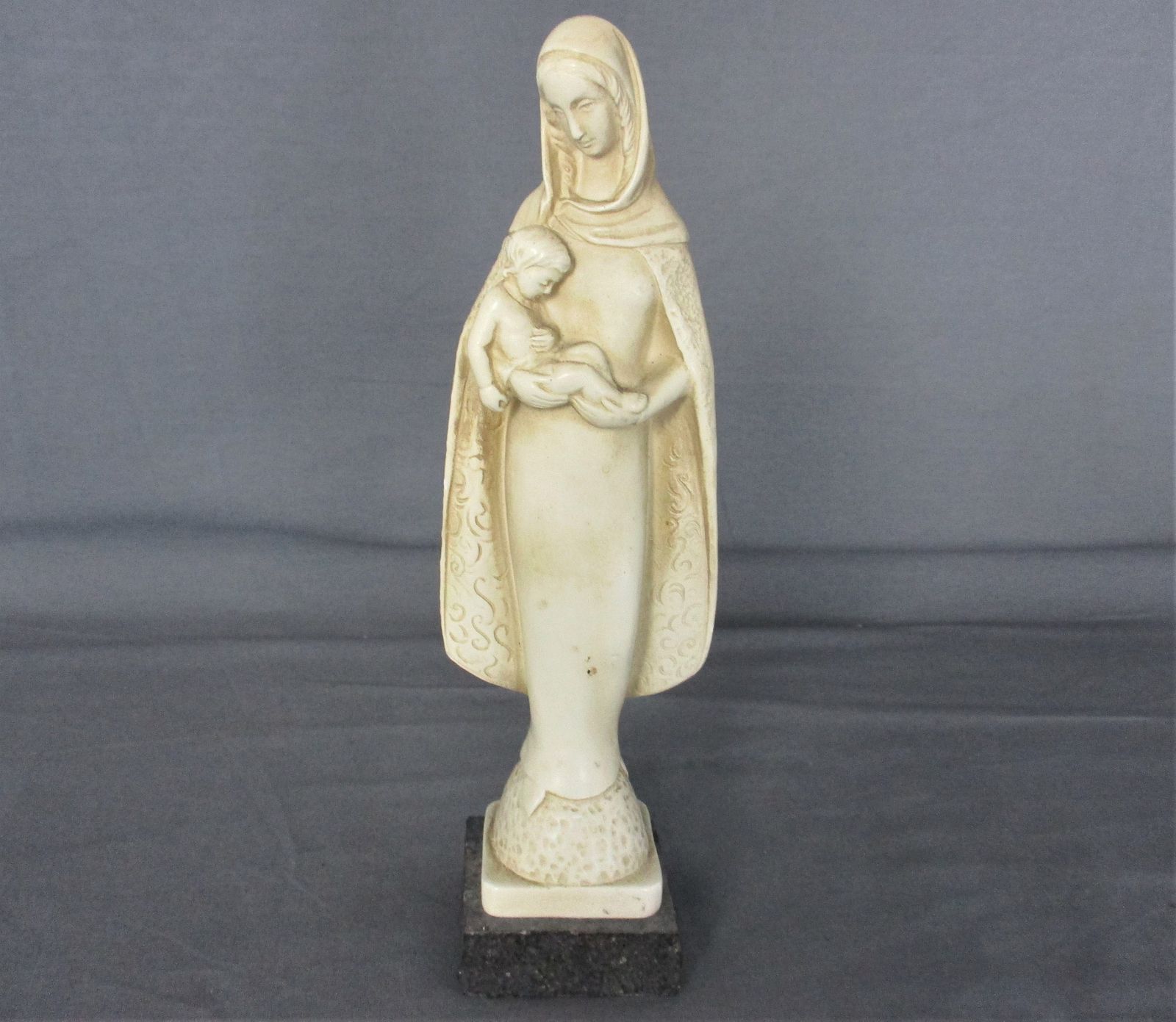 Virgin Mary Madonna Holy Mother Infant Child Plaster Statue On Granite Base 10.0 photo furniture