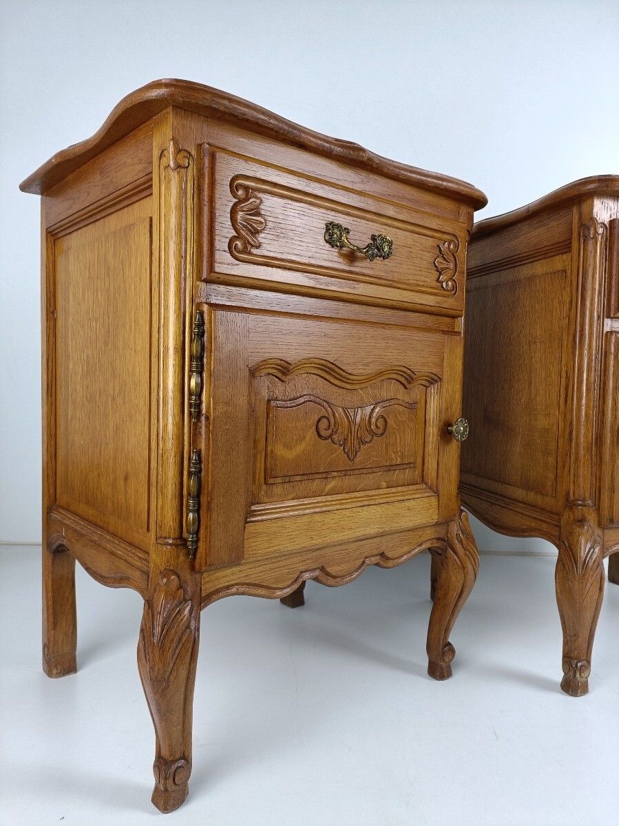 Pair Of Nightstands End Tables Cabinets Louis XV Style Bedroom Cabinets Wood Gor photo Furniture