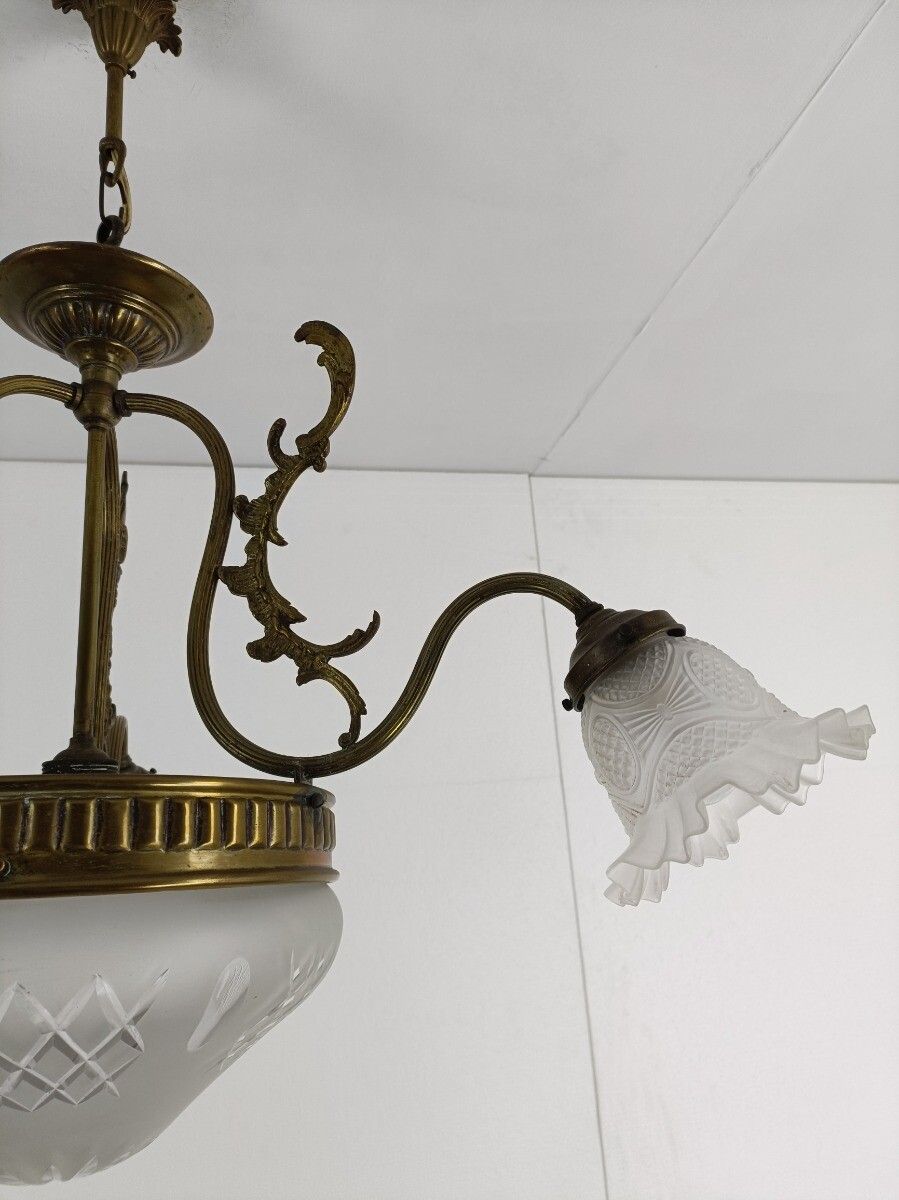 photo furniture Chandelier Vintage 4 Lights 3 Arm Brass Etched Glass Shades Gorgeous  Light