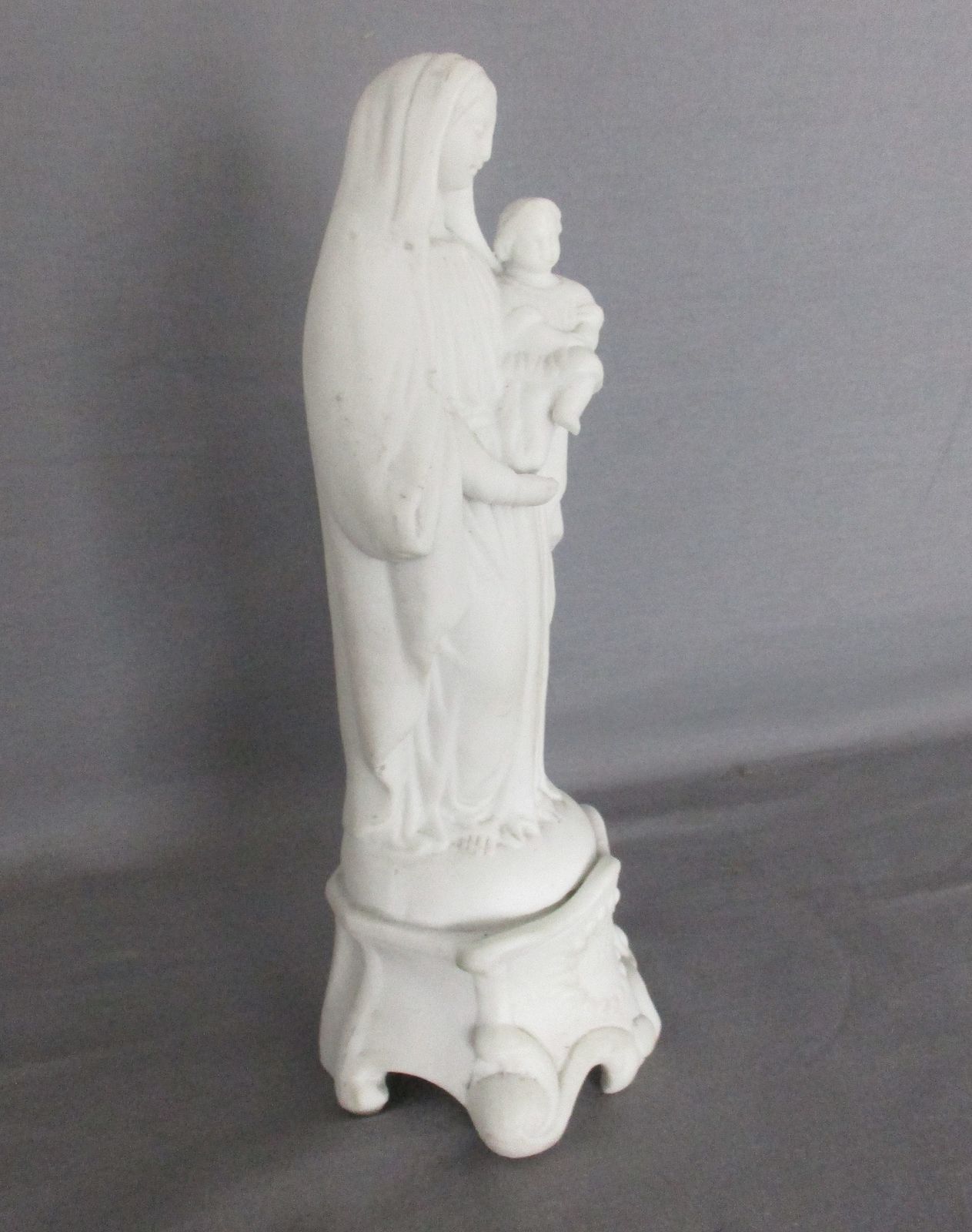 Antique Bisque Porcelain Statue Virgin Our Lady Mary Madonna With Infant Jesus 9 photo Art