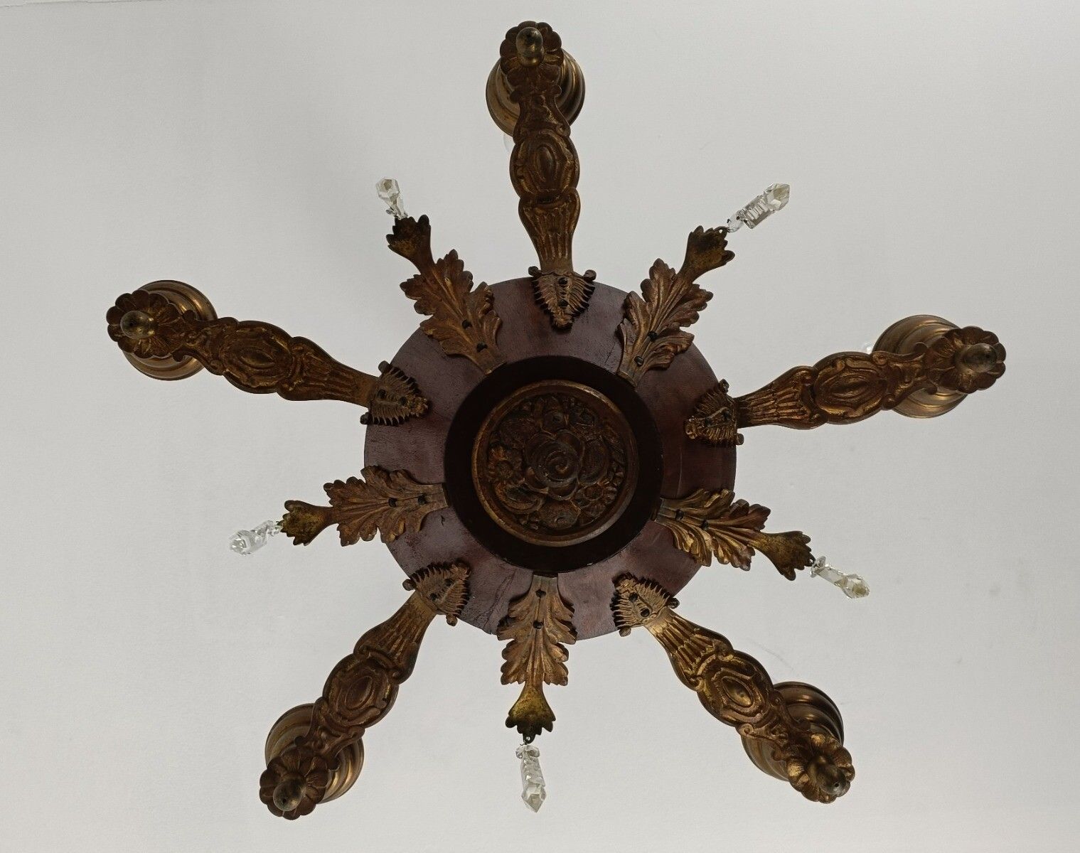 Art Deco Chandelier Carved Wood Ornate Brass Leafs Prisms 5 Arm Lights Beautiful photo vinterior