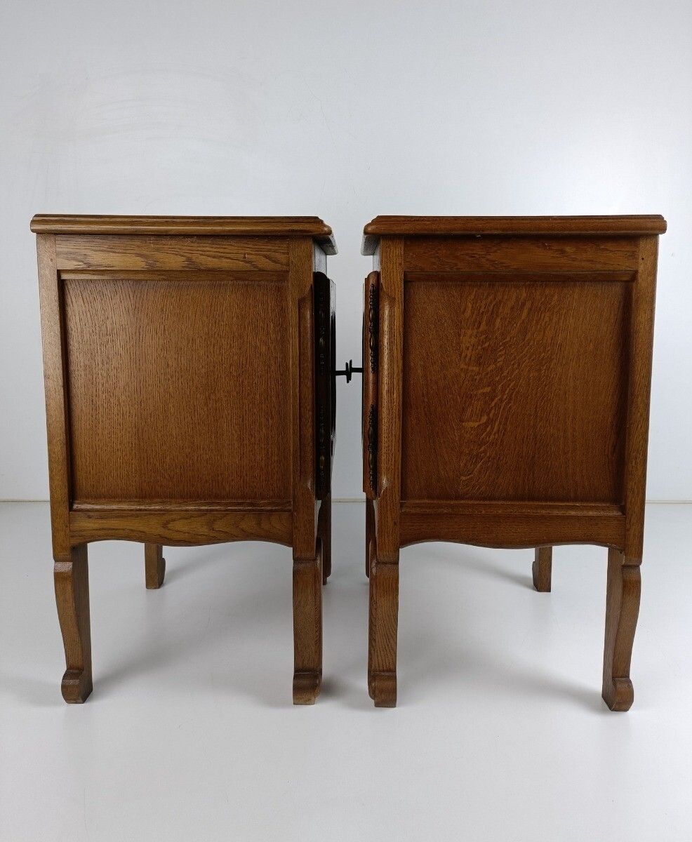 Pair Of Nightstands End Tables Cabinets Louis XV Style Bedroom Cabinets Wood Vin photo vintage