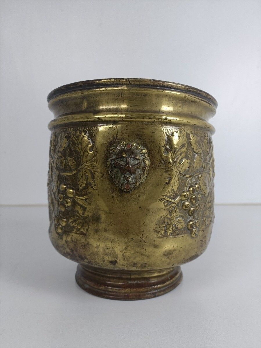 Ornate Brass Planter Flower Pot Jardiniere Embossed Antique Grapes Cachepot photo furniture