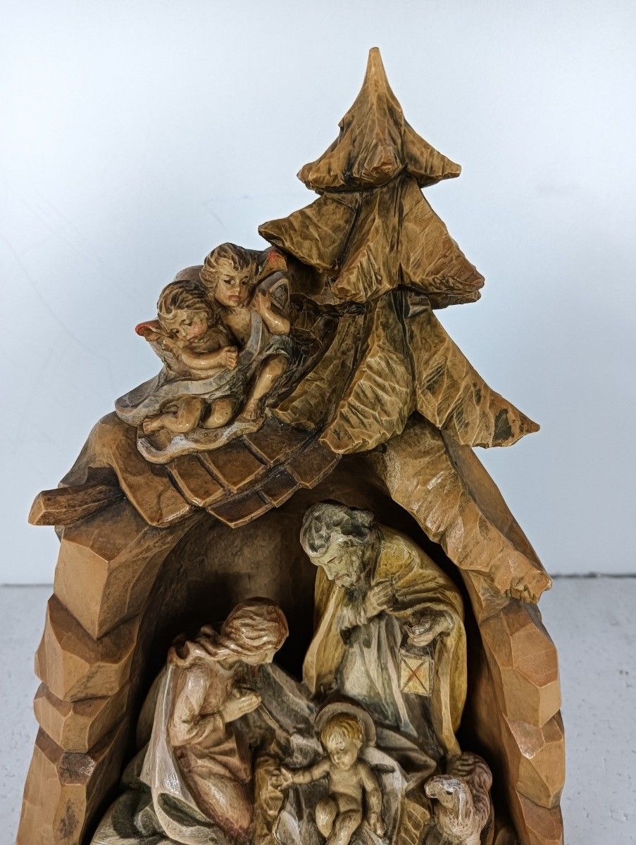 photo furniture Small Wooden  Nativity Set Christmas Scene Stable Manger Creche Rigo Italy Vin