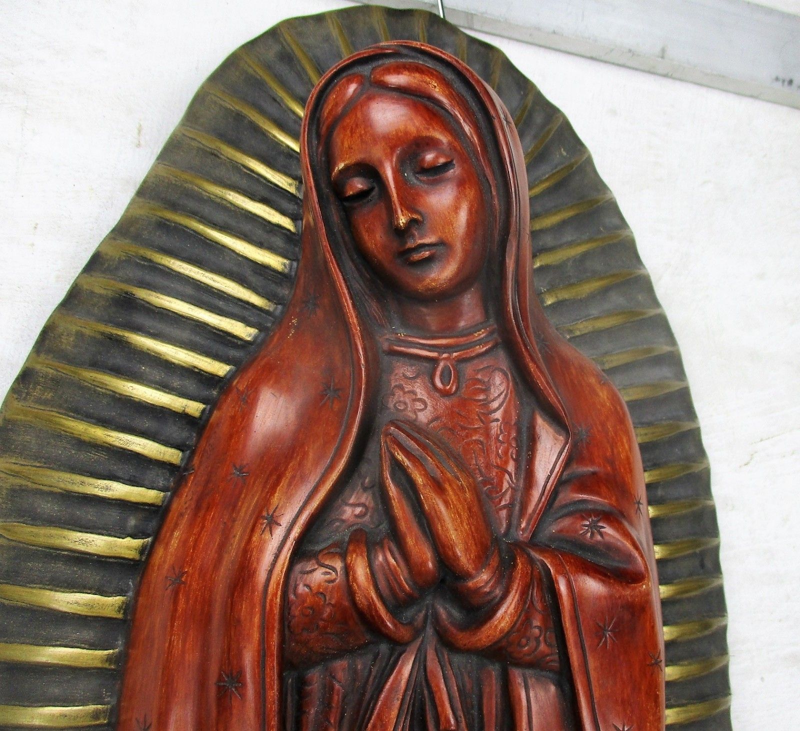 Large Wall Hanging Virgin Mary Infant Child Wall Plaque Hanging Decoration Resin photo for sale