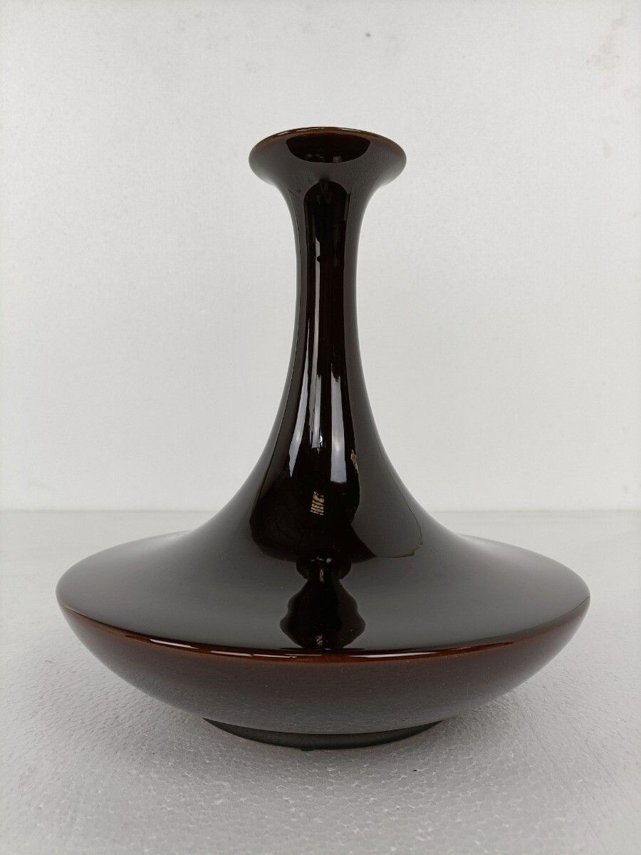 Pino Spagnolo Design For Sicart Post Modern Vase  Italy Space Age Modernist Brow photo for sale