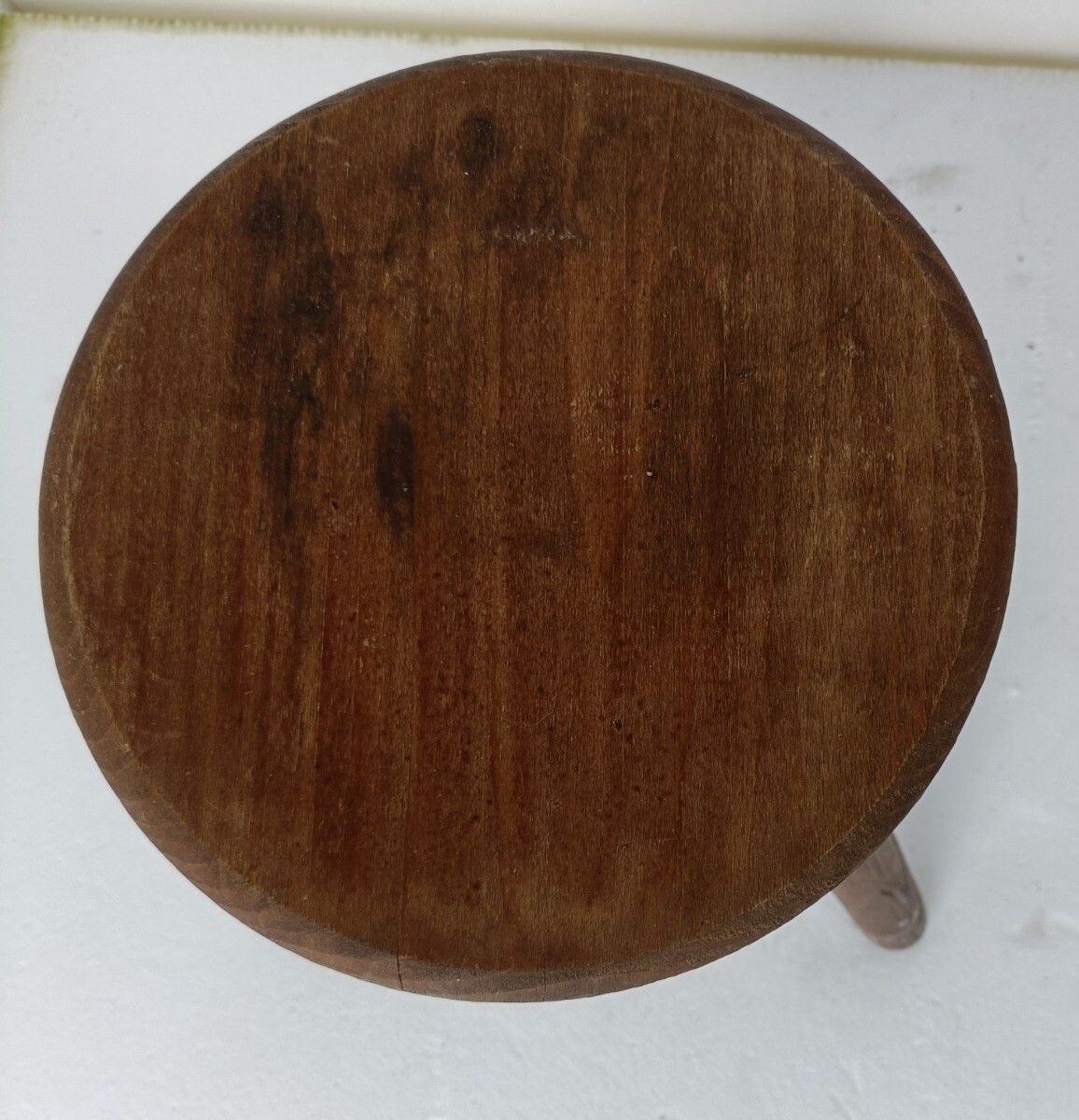 Vintage Hand Carved Wood Tripod Milking Stool Pedestal Table Pedestal Barn Count photo Furniture