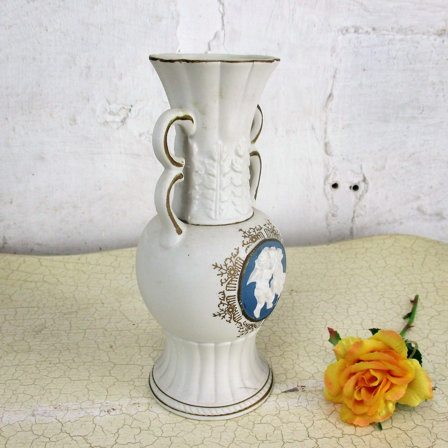 Vase  White Blue Jasperware Kissing Angels Cherub Putti Rare Handles Sweet 8.26" photo Home Decor