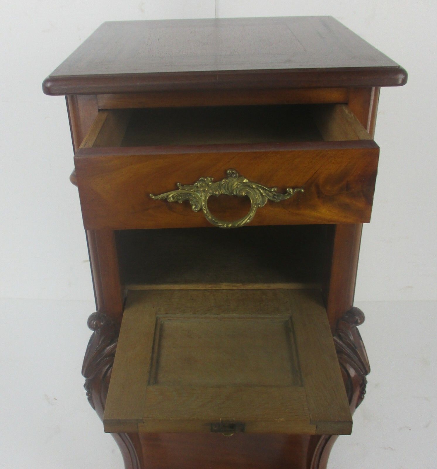 Antique Cabinet Side Table Night Stand Queen Anne Style Wood On Wheels Wow photo vinterior