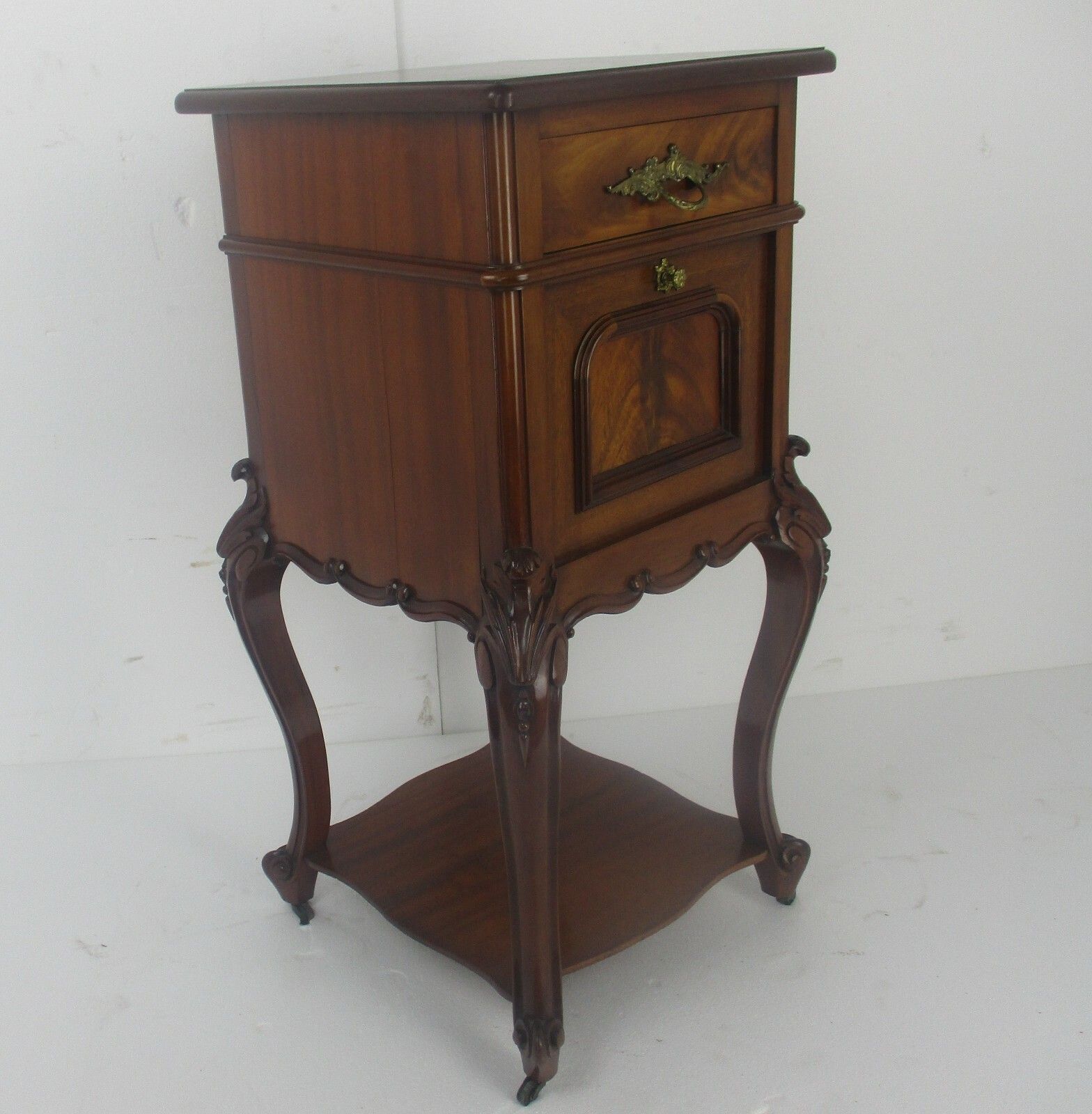 Antique Cabinet Side Table Night Stand Queen Anne Style Wood On Wheels Wow photo vintage