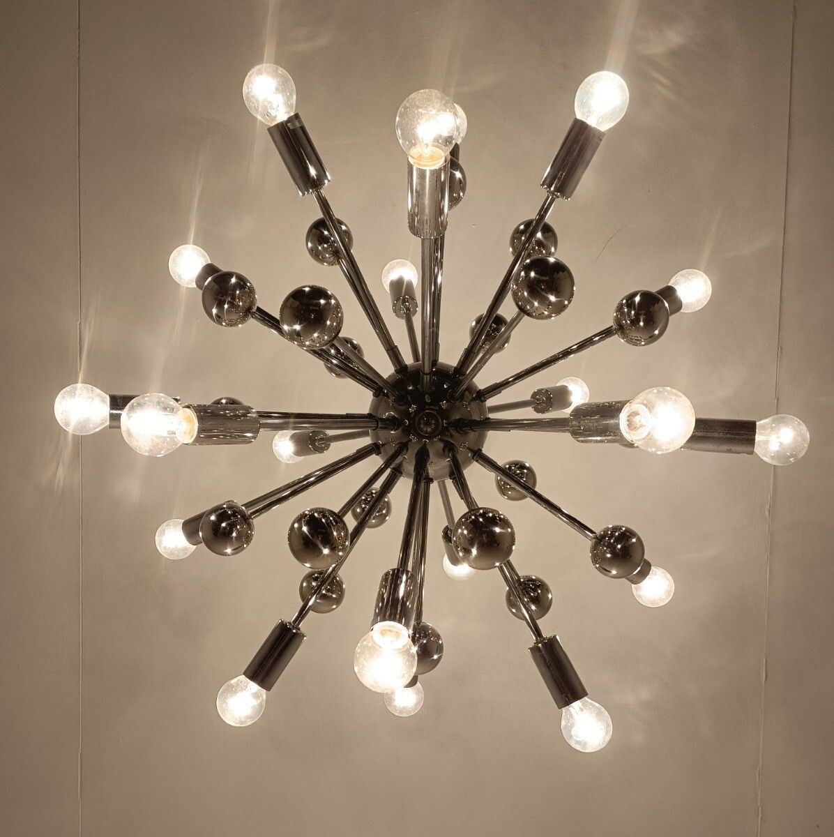Impressive Sputnik Chandelier Modernist 20 Lights Metal Chrome Pop Art Vintage photo 962.0