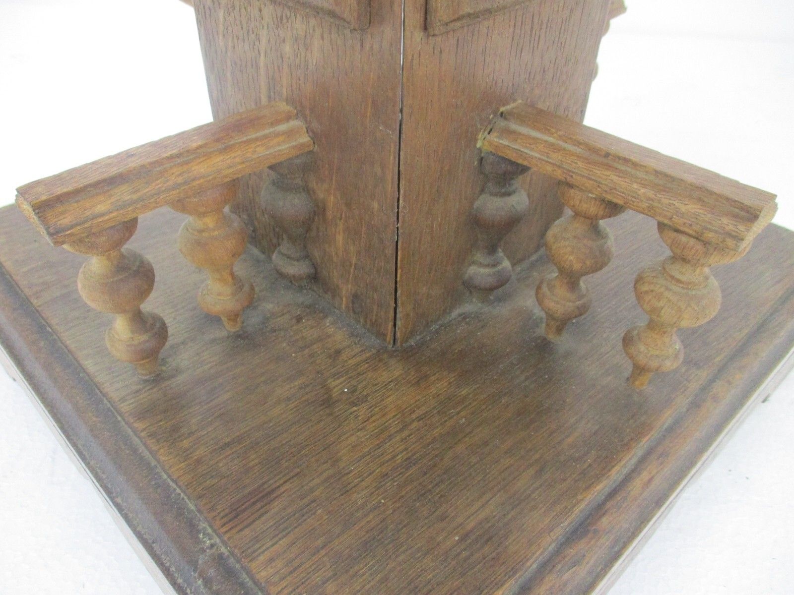 photo furniture Hand Carved  Ornate Wooden Pedestal Lion Heads Impressive  Mirrors Antique Wow