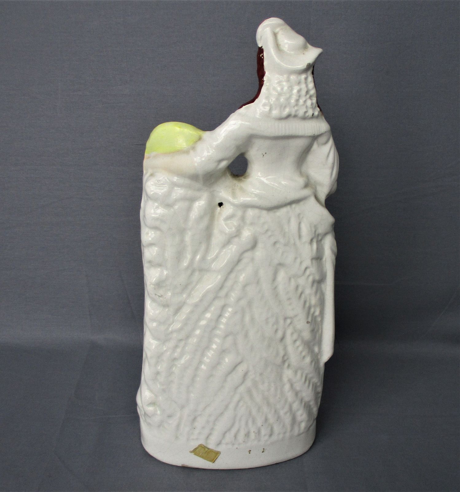 photo furniture Staffordshire Earthenware Figurine Statue Lady Selling Pheasants Polychrome Anti