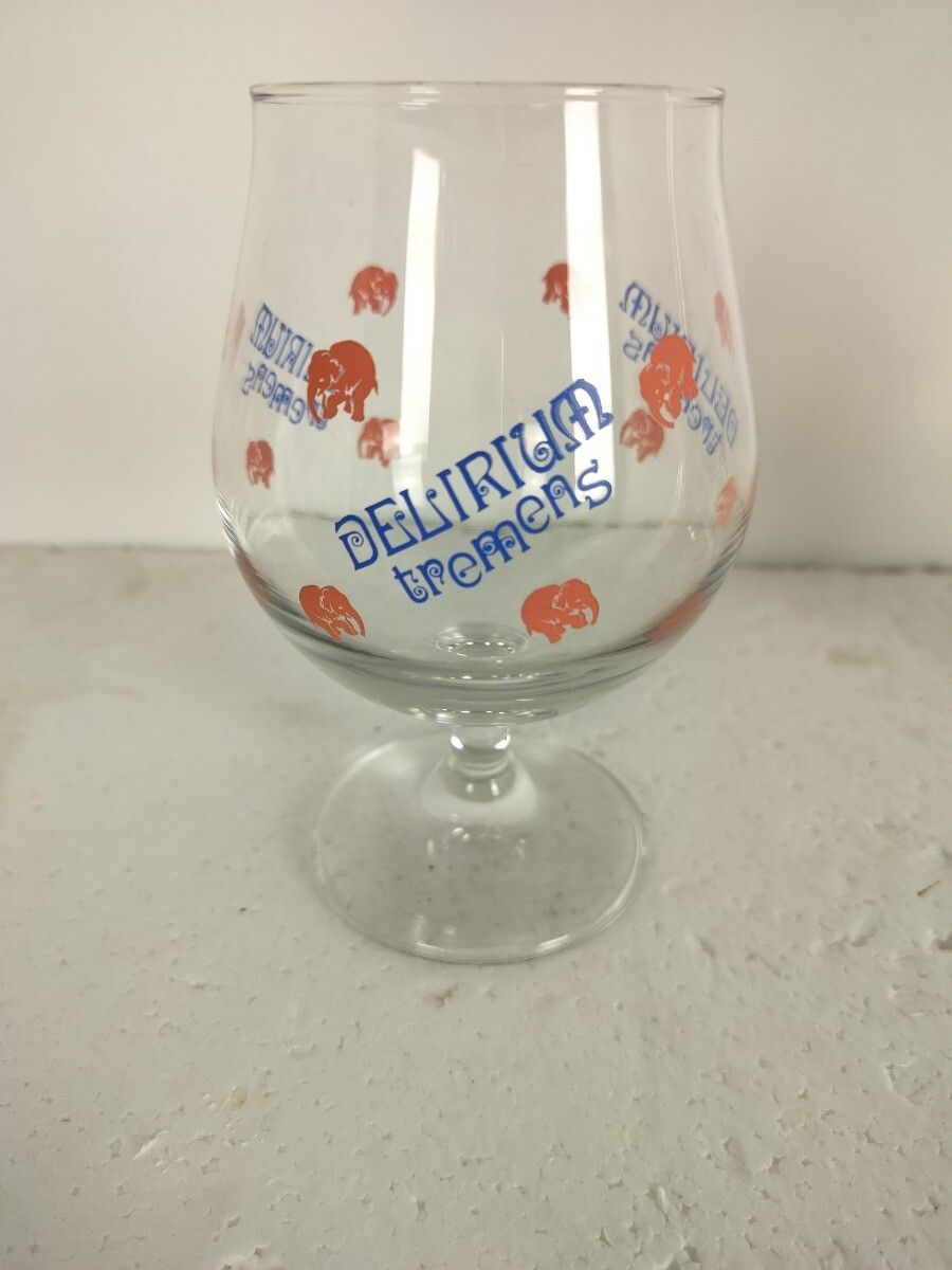 4 Different Beer Glasses Belgium Delirium Tremens Pink Elephants Collector photo vinterior