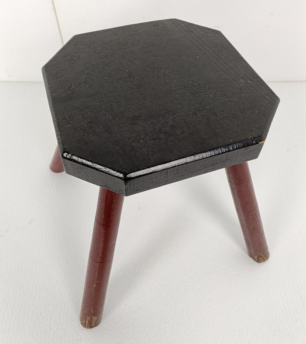 Old Milk Milking Stool Farmhouse Country Barn Style  Display Table Pedestal Plan photo for sale