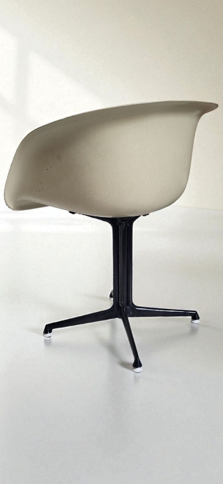Eames Dal ‘La Fonda’ Chair, 1960s photo vinterior