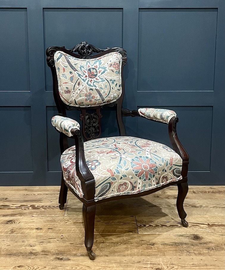 A Pair Of English Victorian Open Sided Armchairs photo furniture