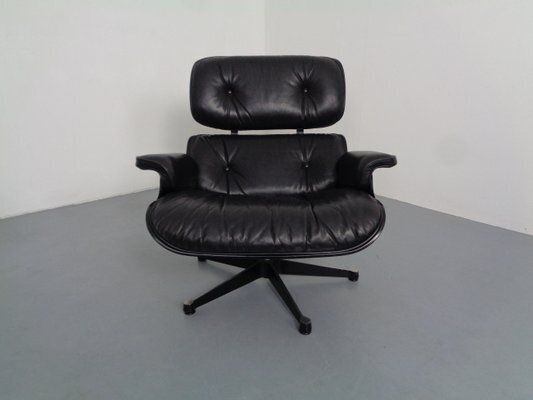photo vinterior Lounge Chair And Ottoman By Charles And Ray Eames For Herman Miller, 1980s, Set Of 2