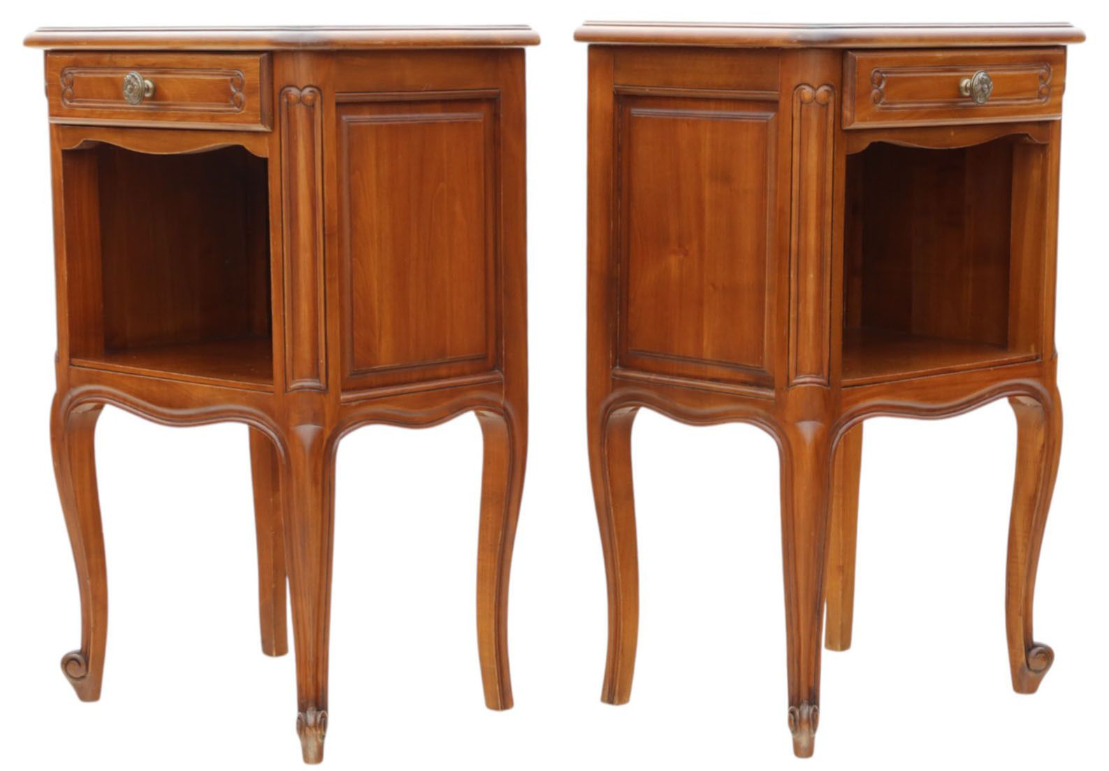 Pair Of Quality Vintage Cherry Bedside Tables – Stylish Nightstands photo for sale