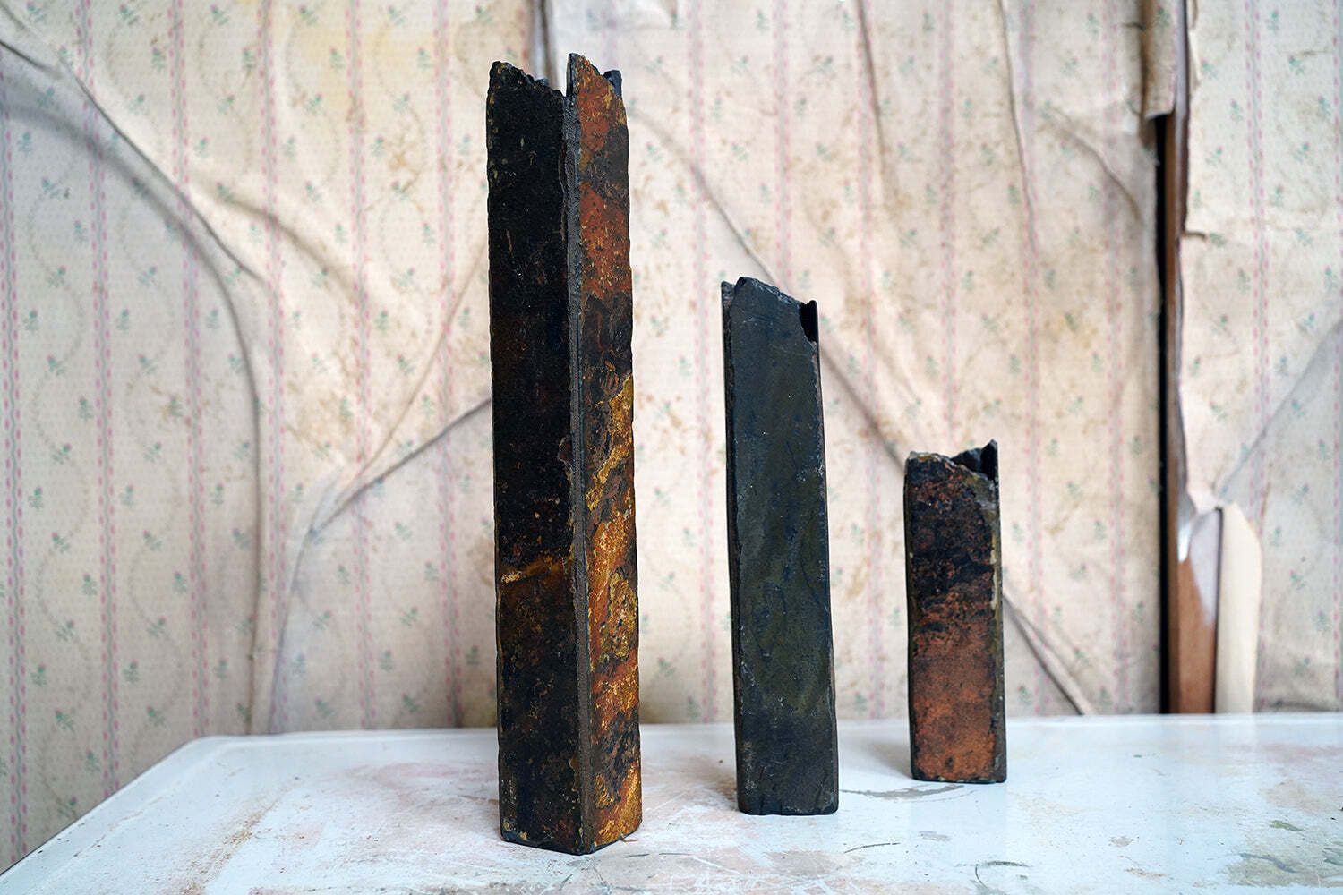 A Trio Of Mid 20thc Brutalist Graduating Slate Vases C.1970 photo 495.0