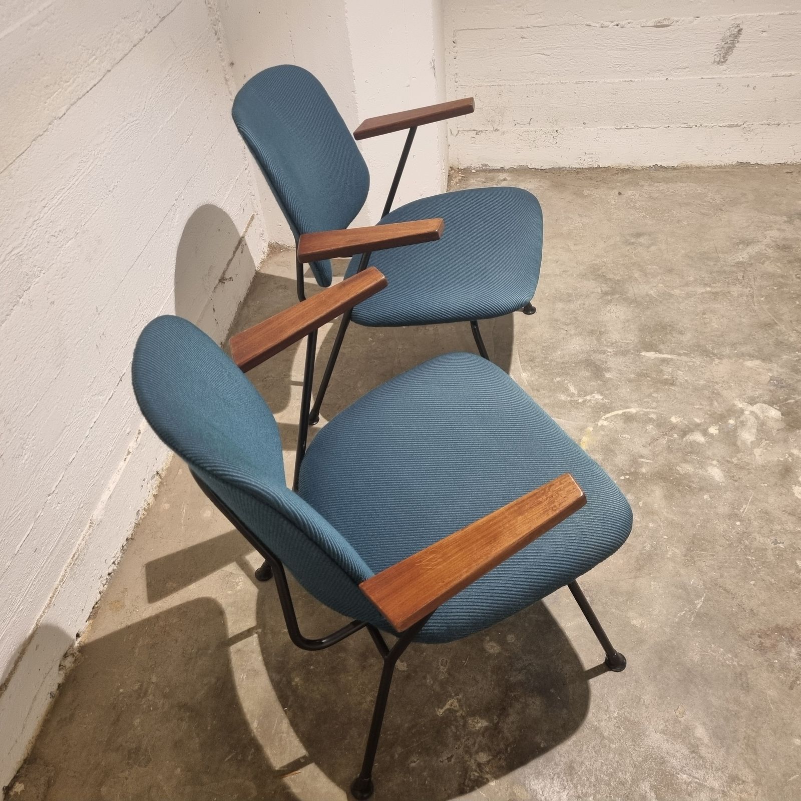 1546.0 Set Of 2 Easy Chairs Designed By Gijs Van Der Sluis, 1960s photo