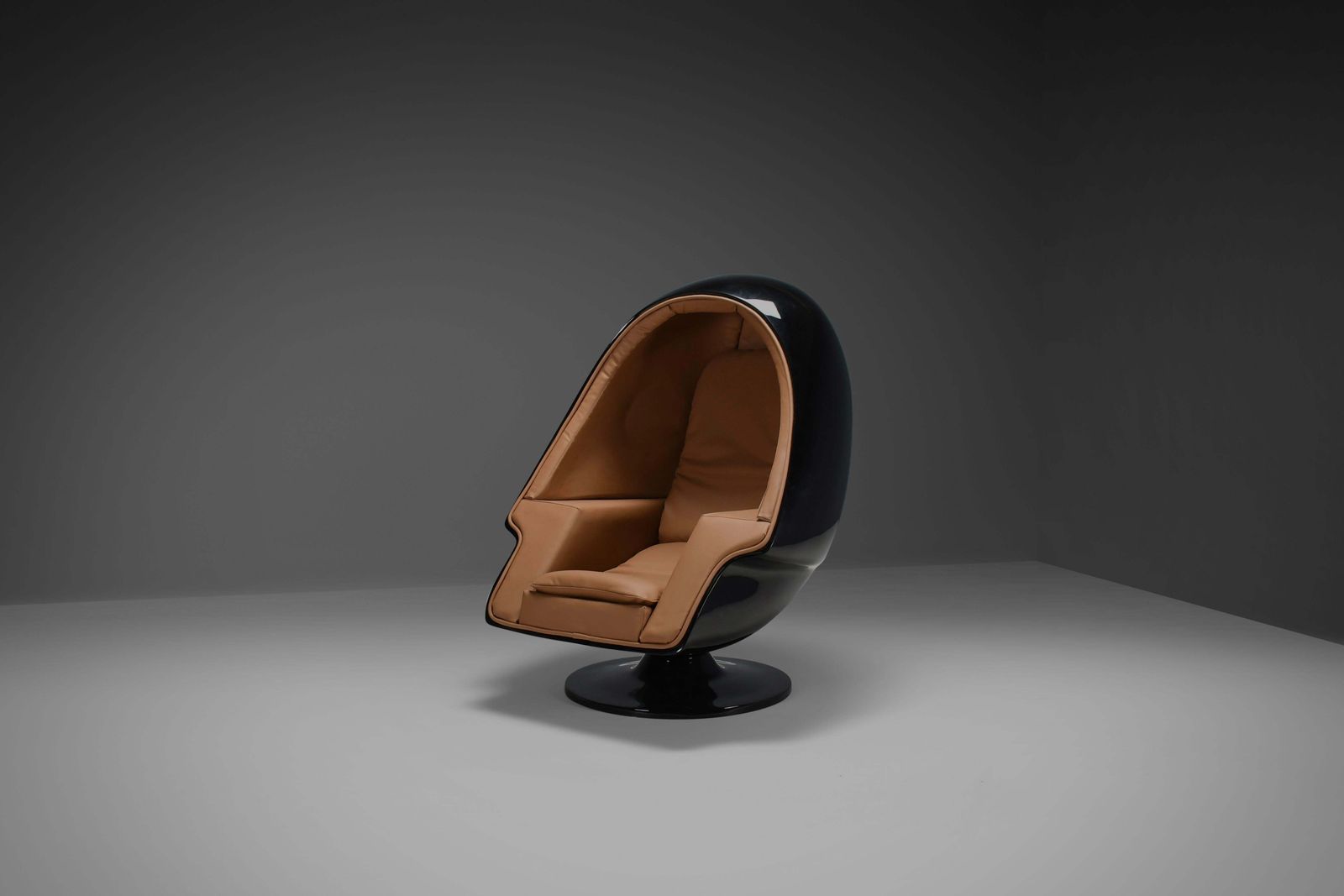 Original 1970s Lee West ‘Alpha” Stereo Egg Chair, Black Fiberglass And Leather photo for sale